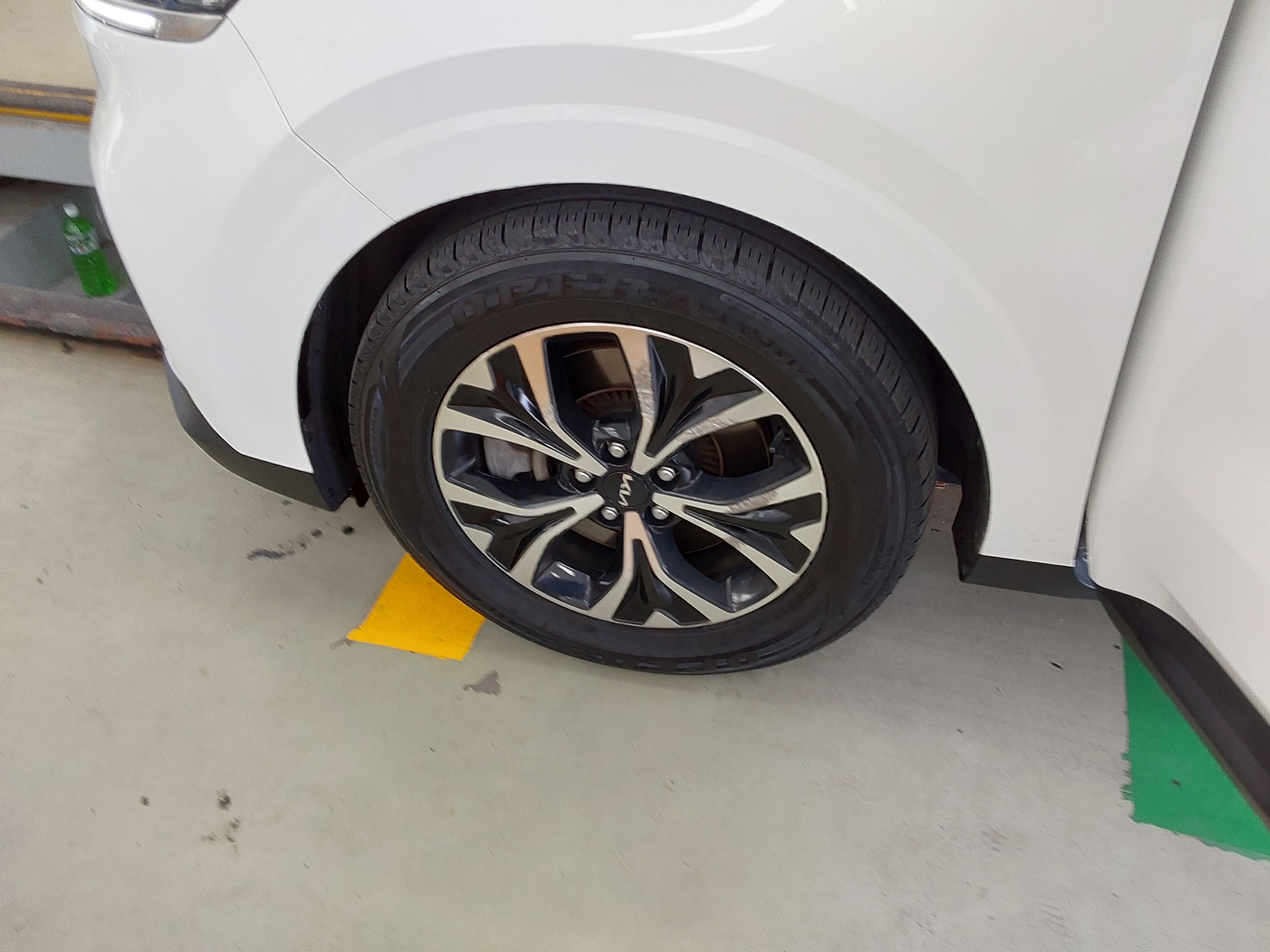 Kia SEDONA 2023 - Image 21