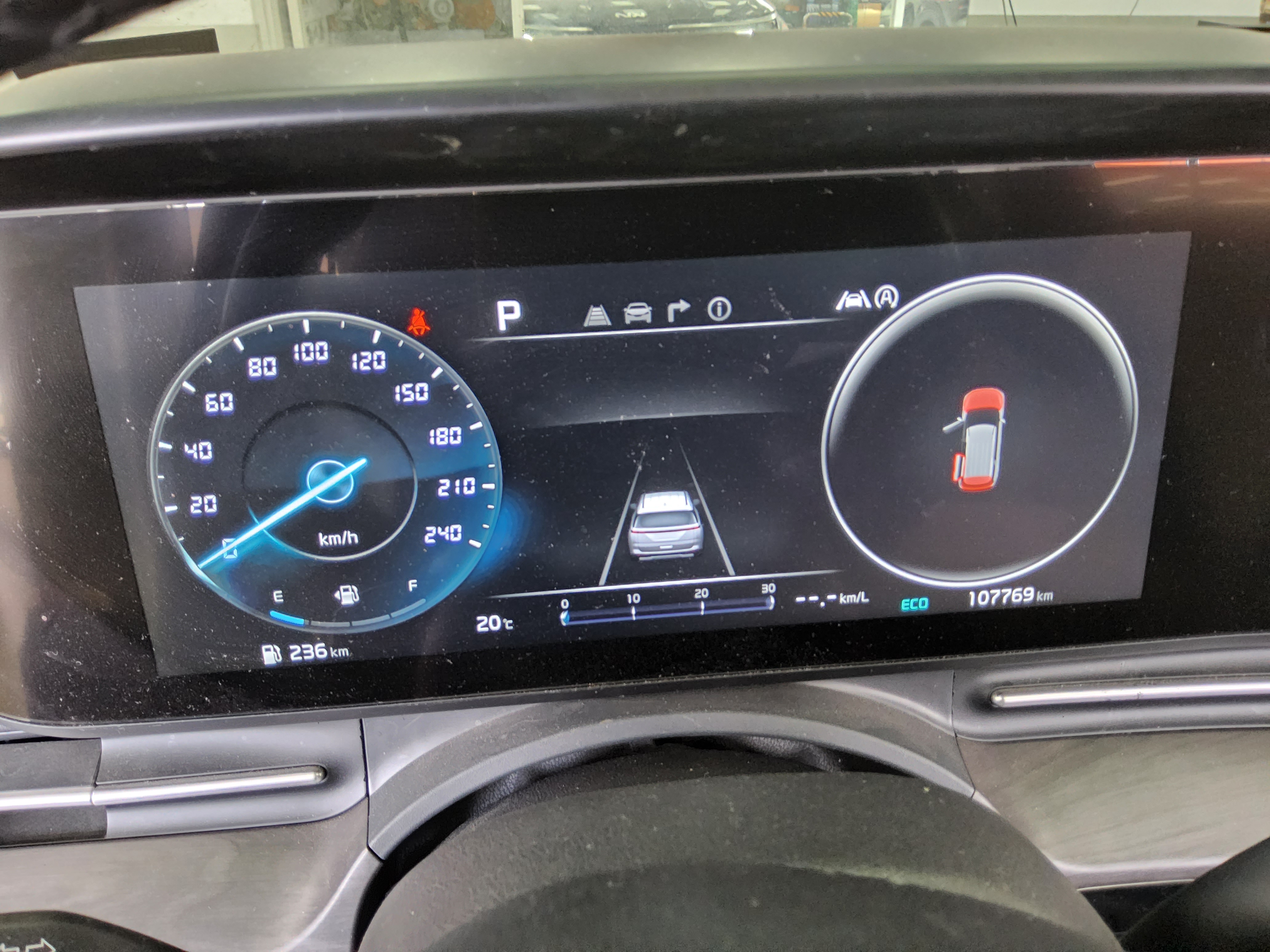 Kia Carnival - 8