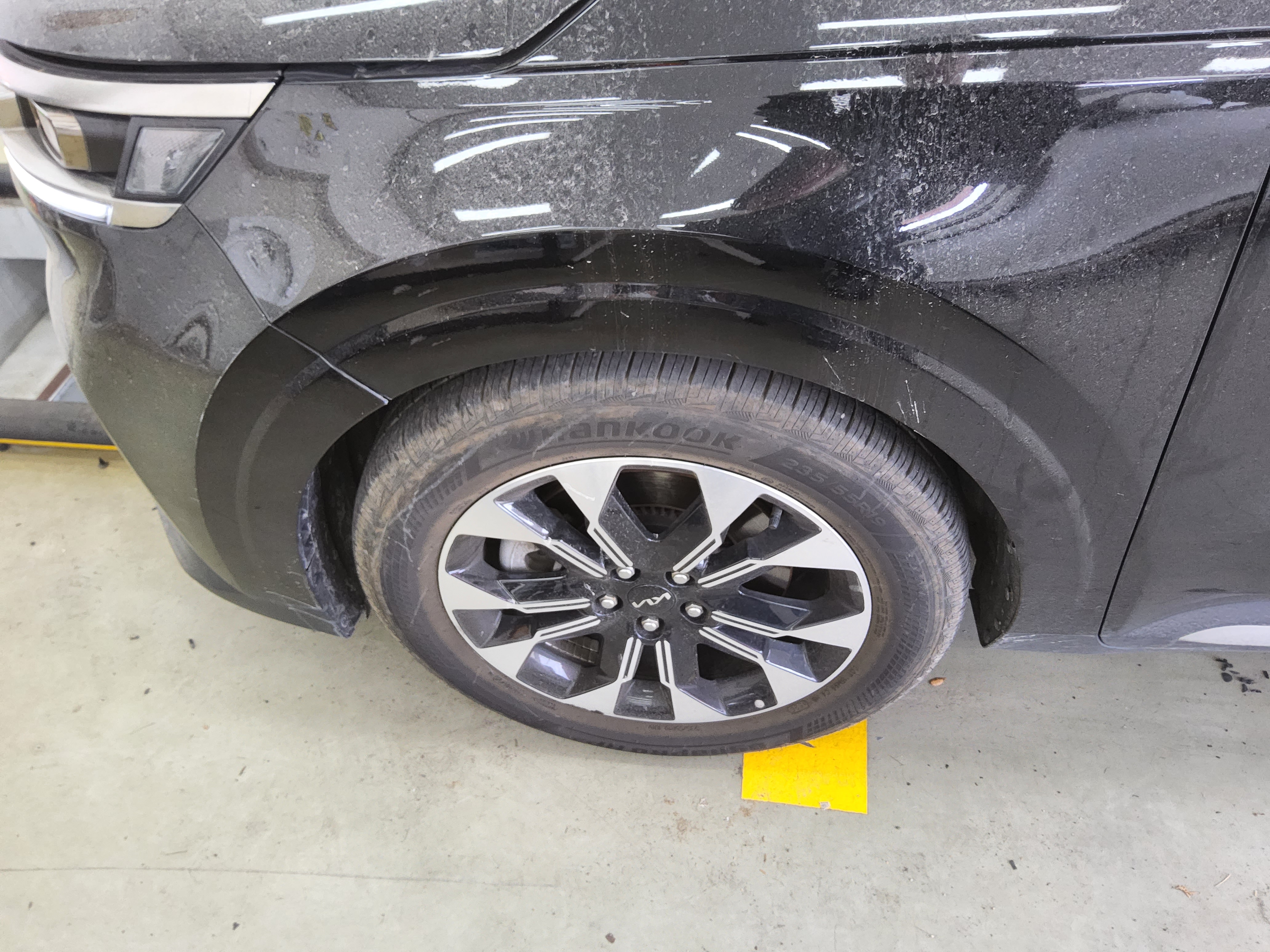 Kia Carnival - 19
