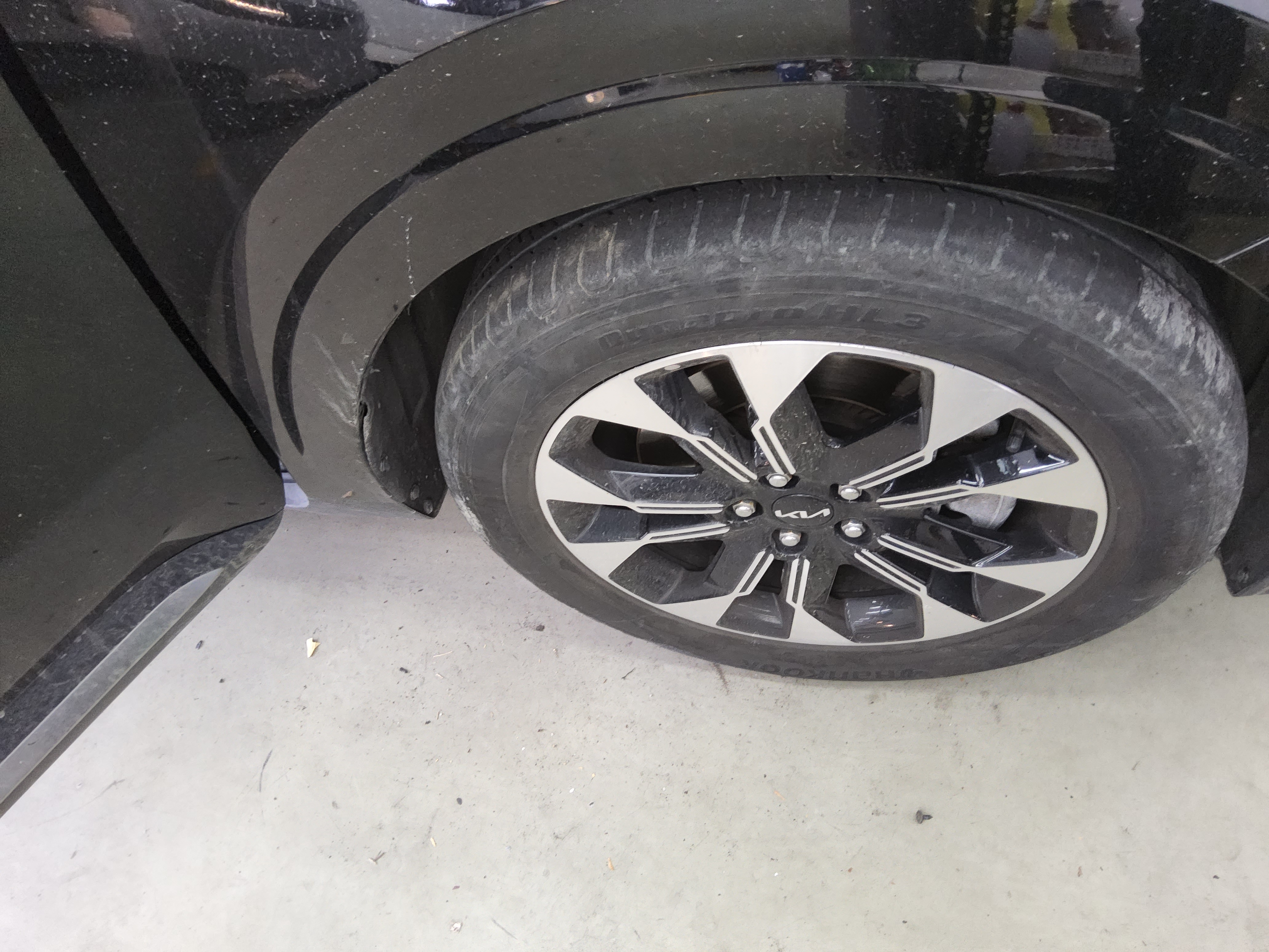 Kia Carnival - 21