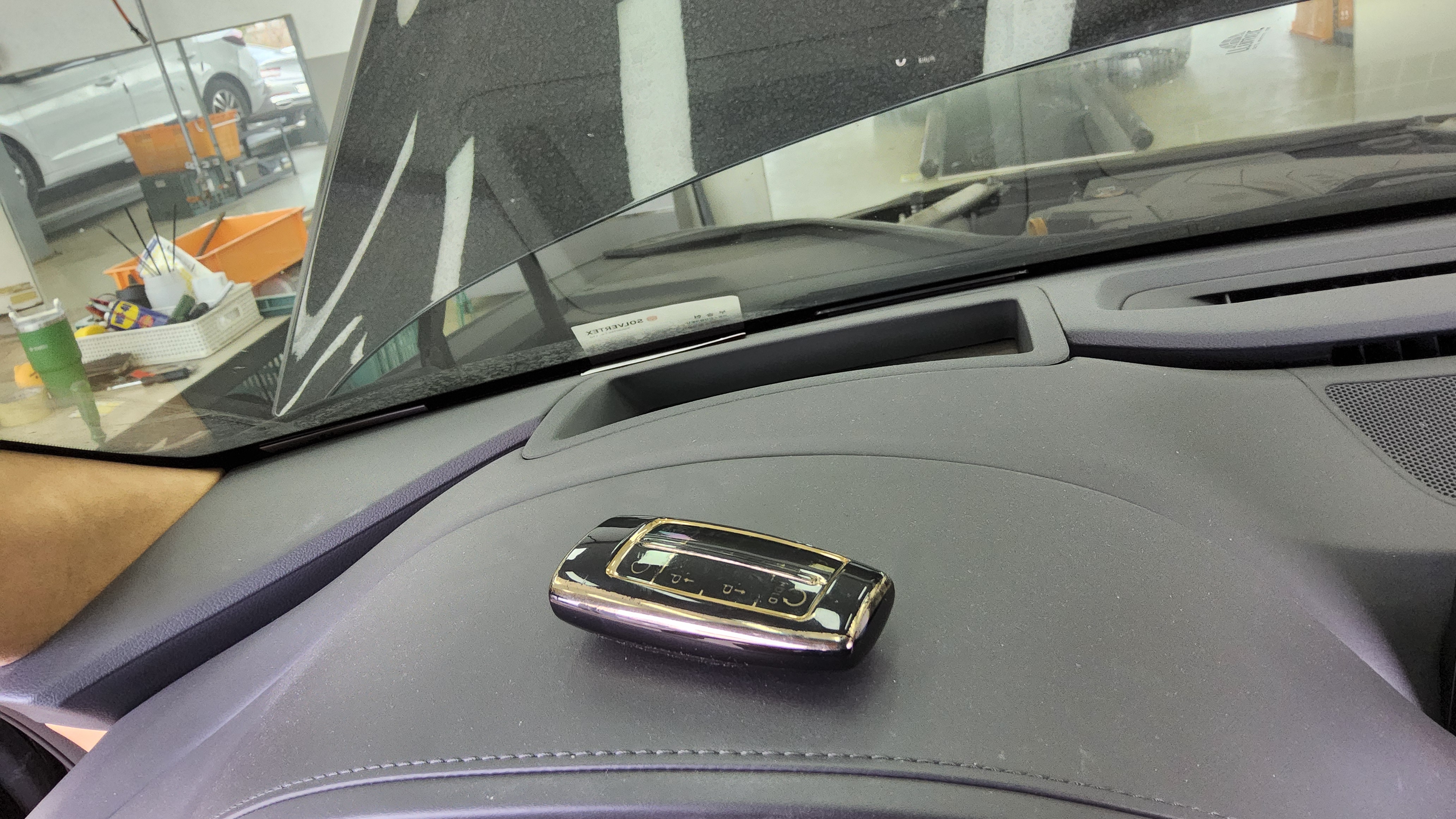 Hyundai Genesis 2022 - Image 16
