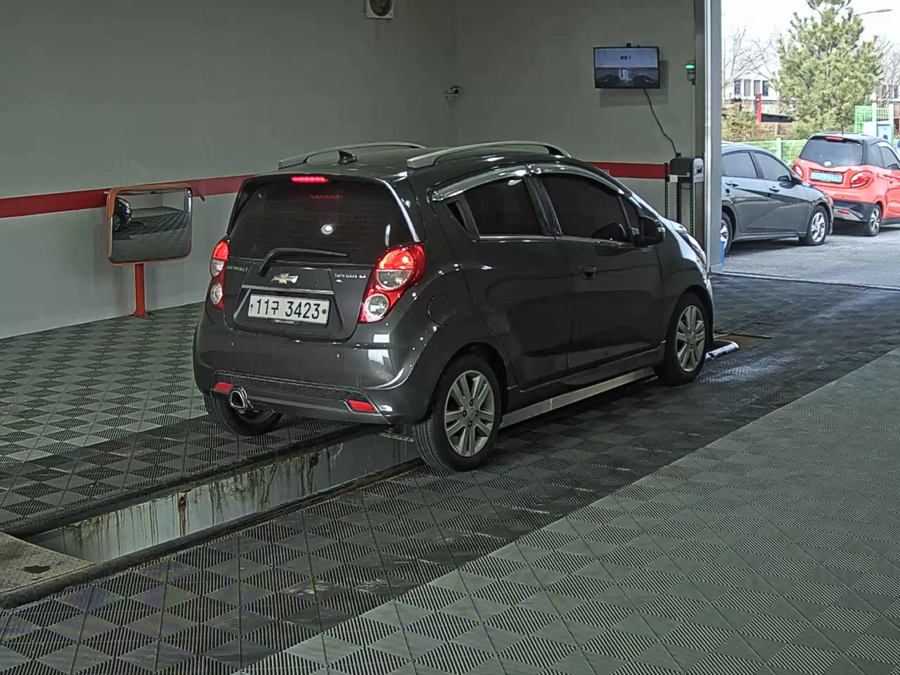 Chevrolet Spark - 4
