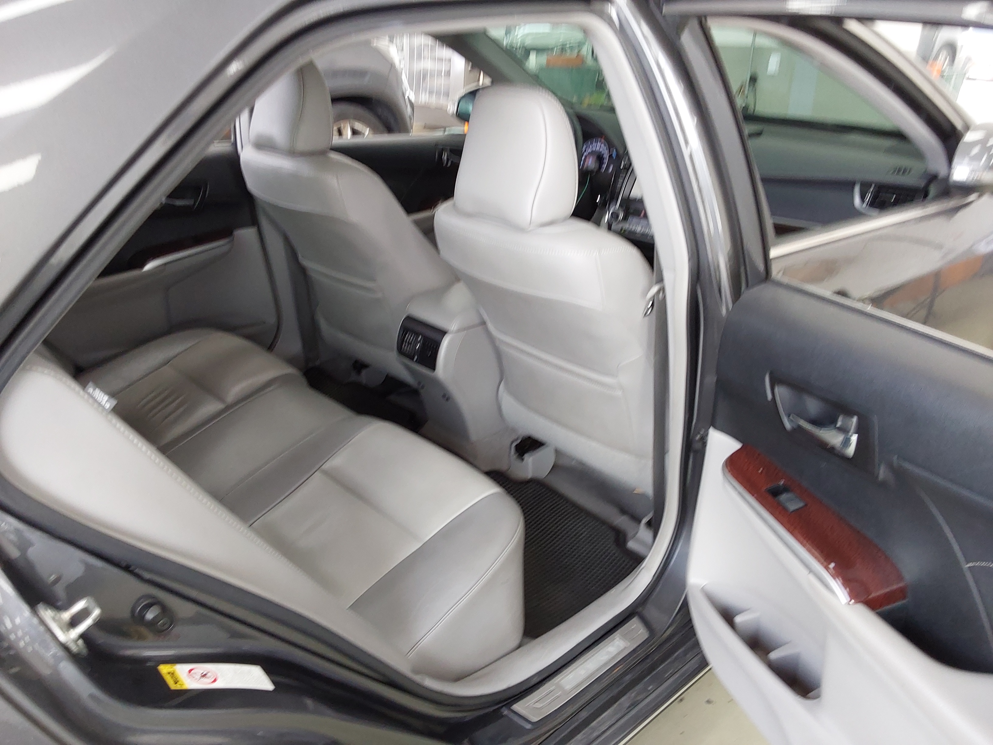 Toyota Camry - 12