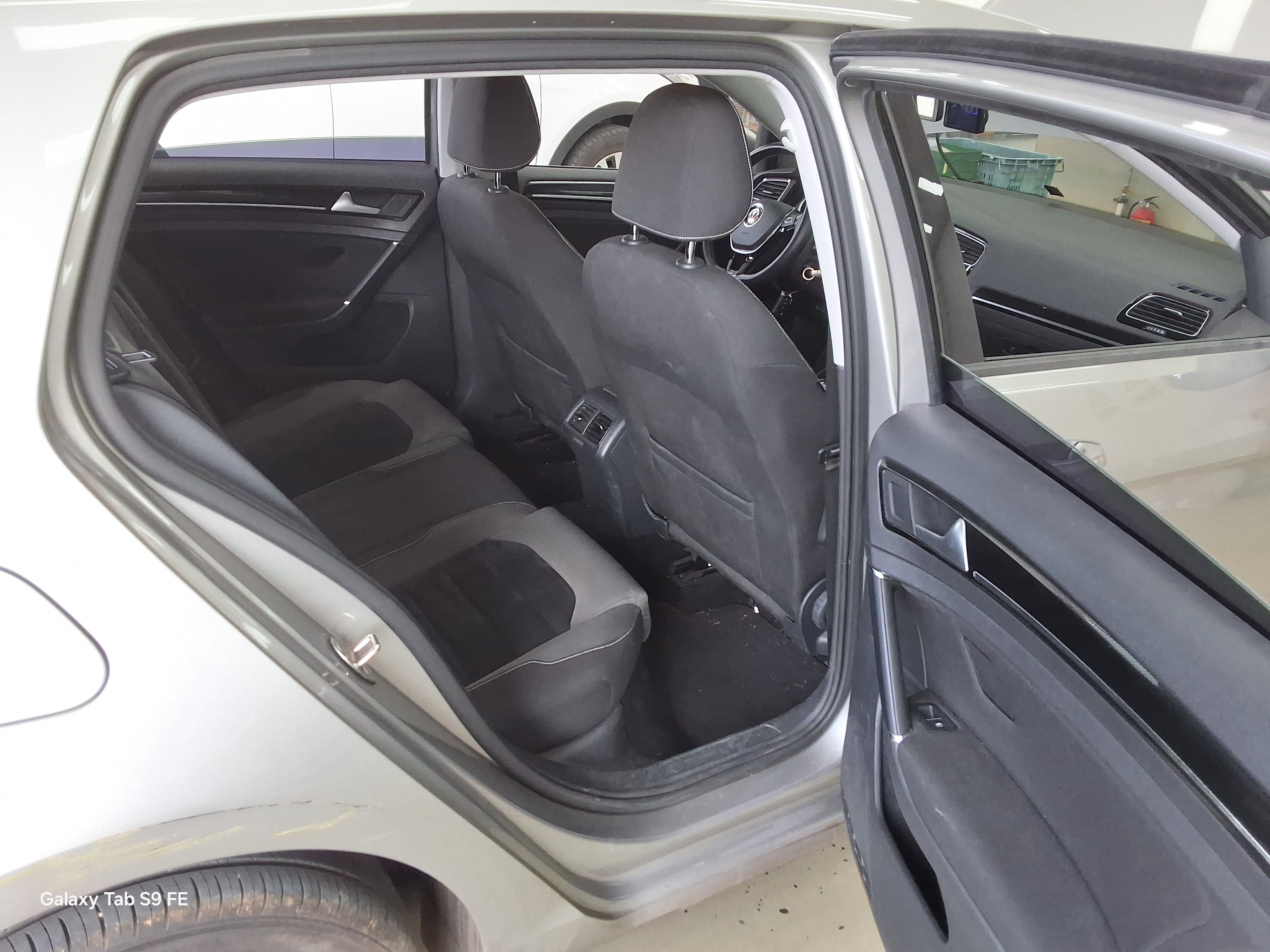 Volkswagen Golf - 12