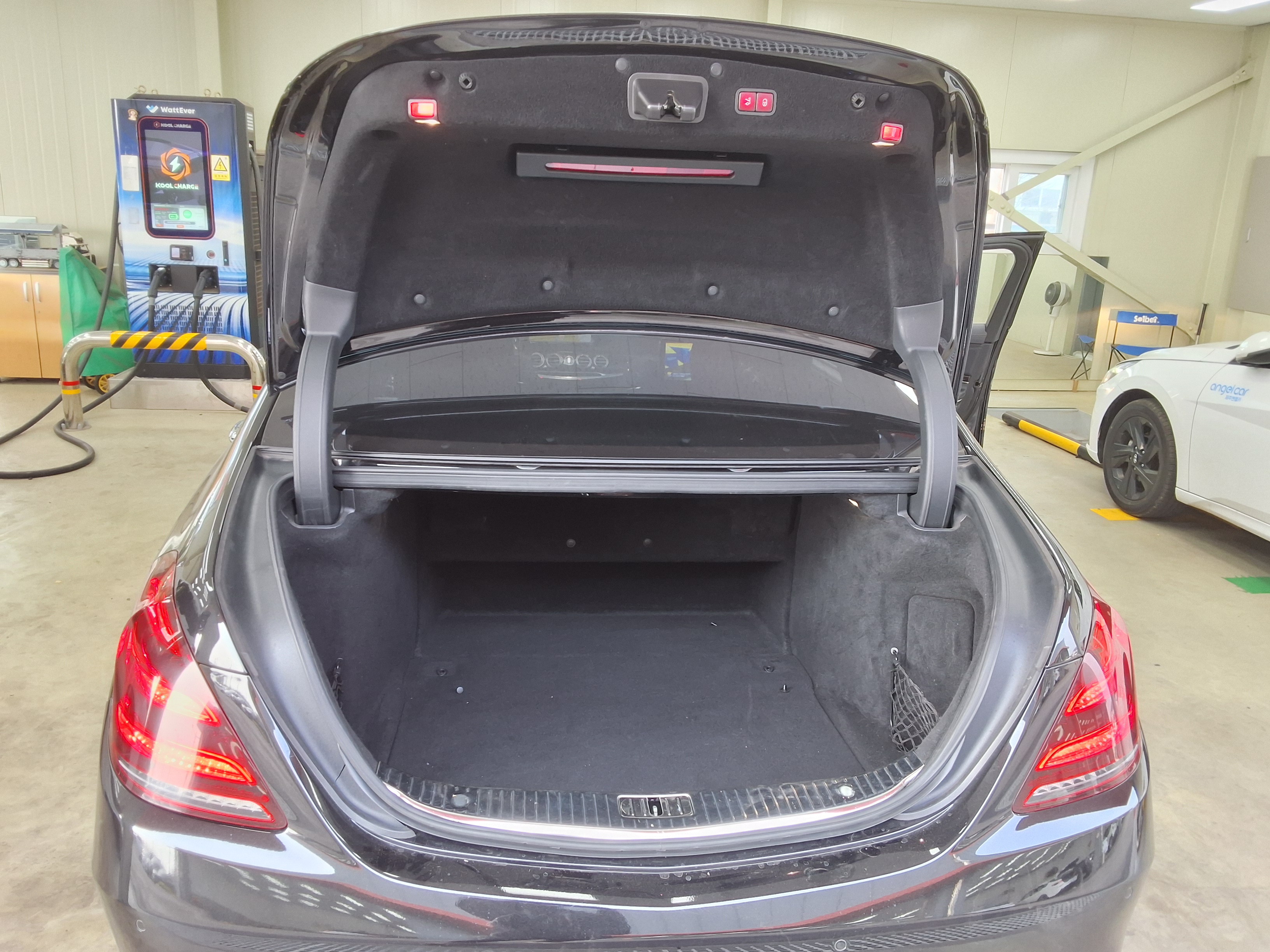 2019 - mercedes-benz s560l