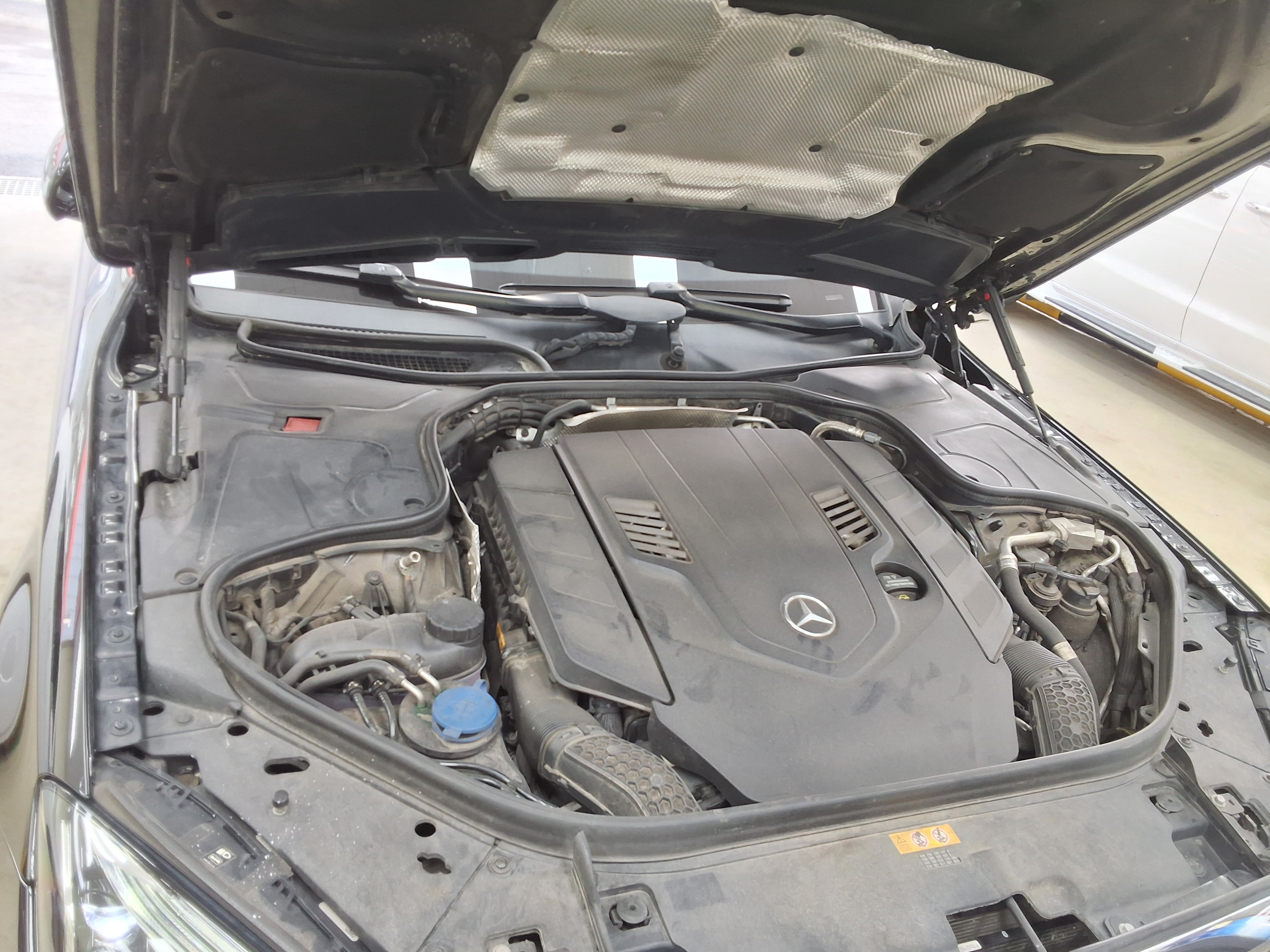 2019 - mercedes-benz s560l