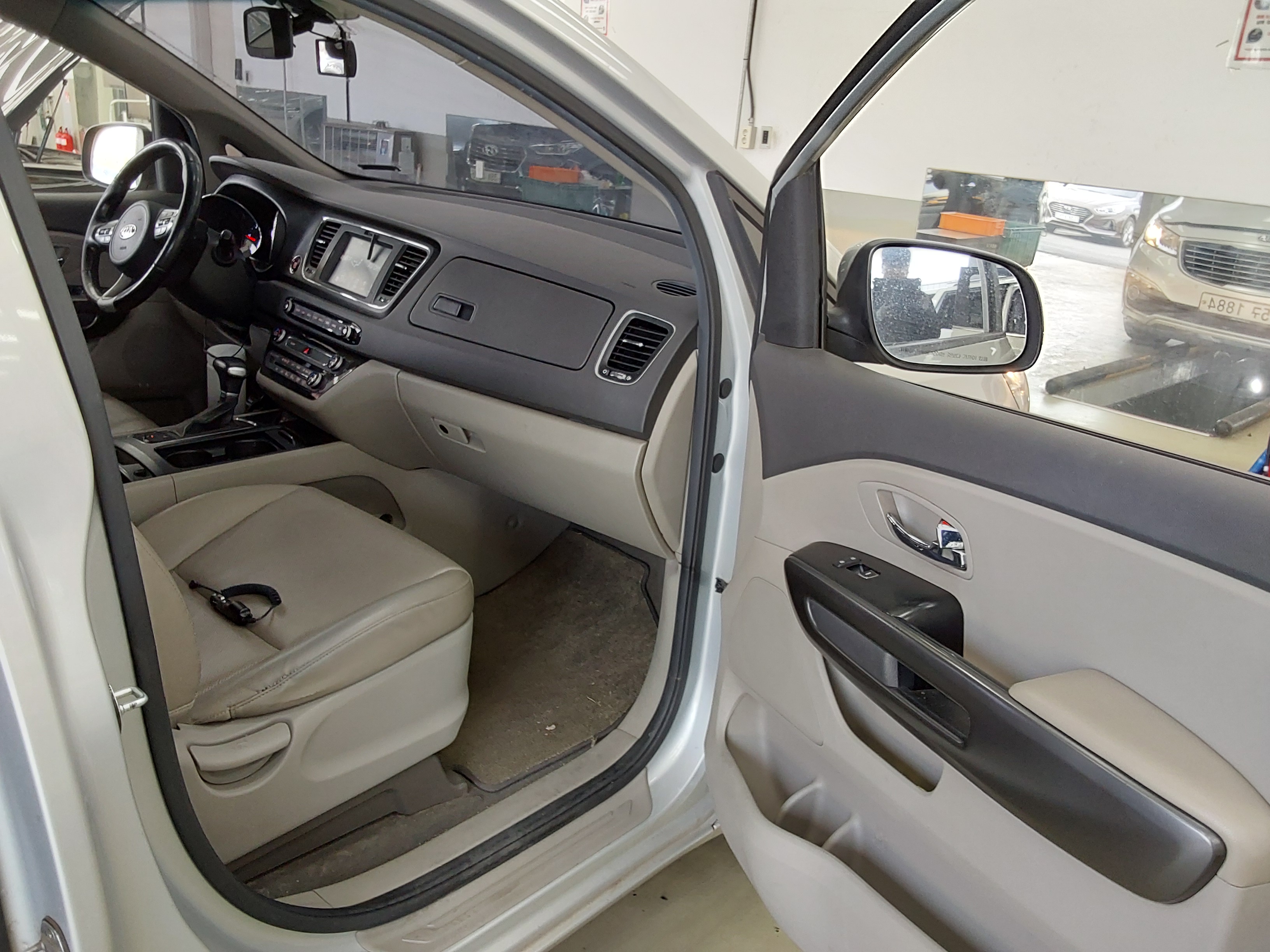 Kia Other 2017 - Image 13