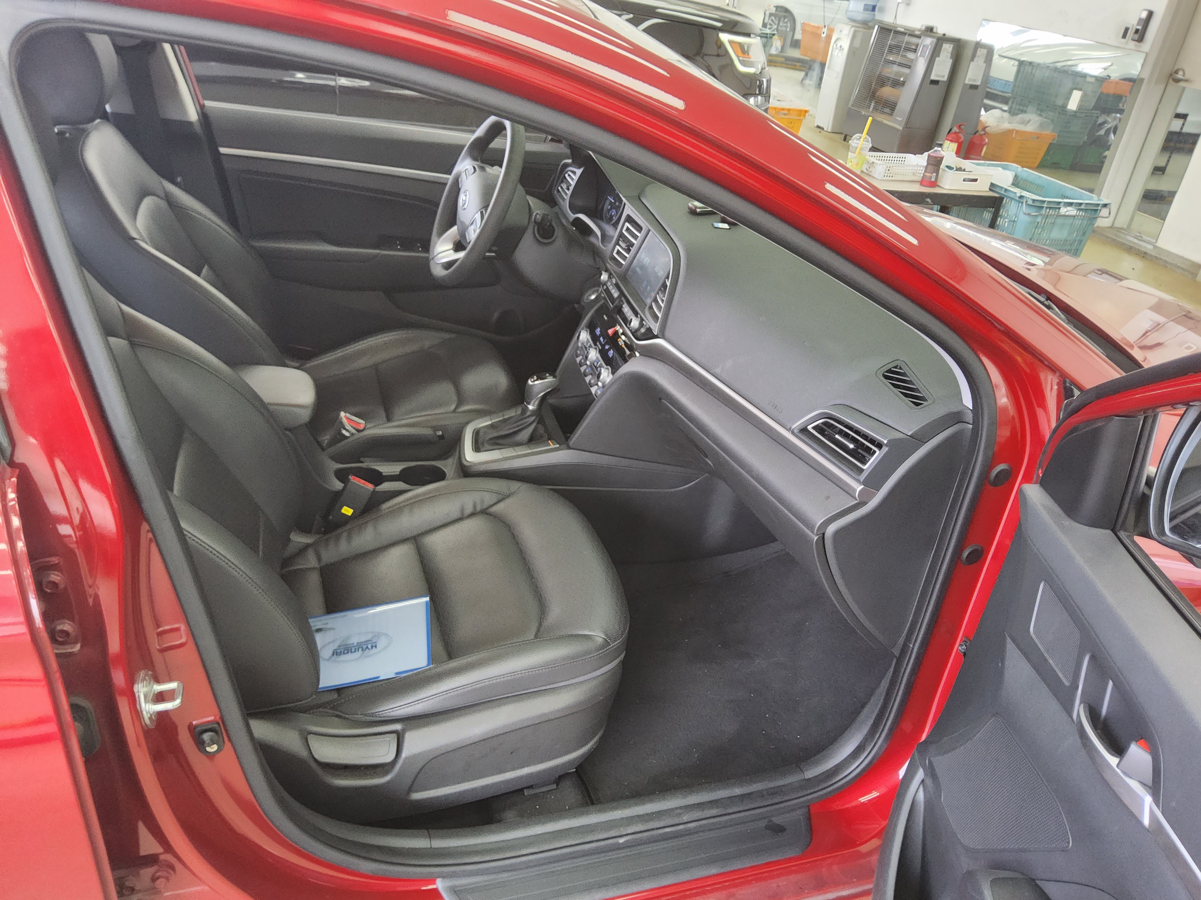 Hyundai Elantra 2019 - Image 13