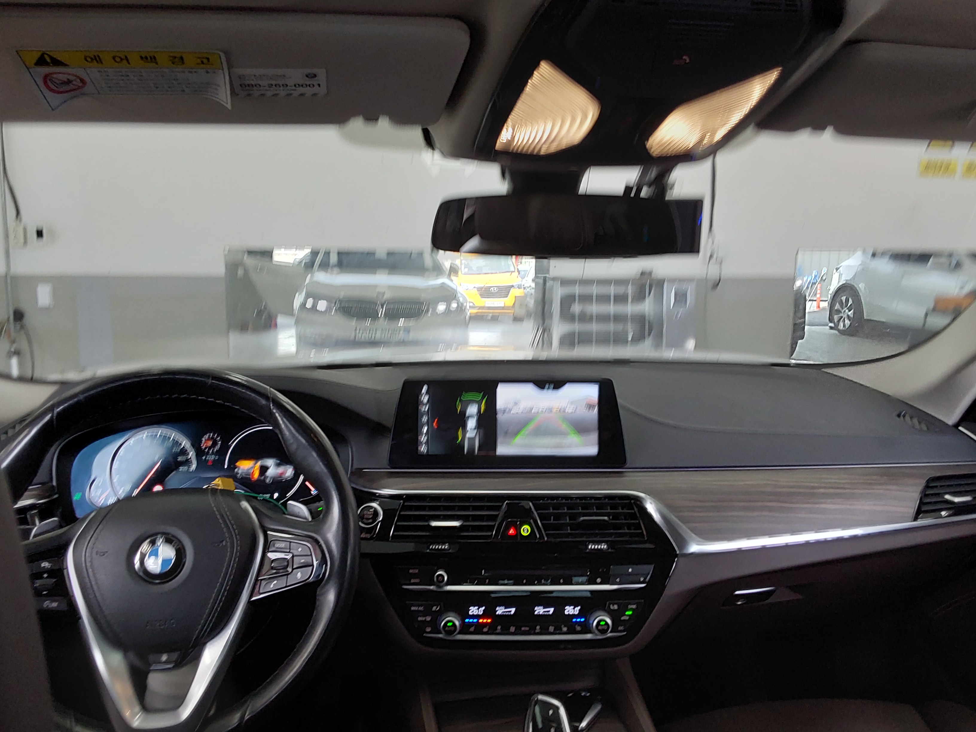 BMW 5 Series 2018 - Image 10