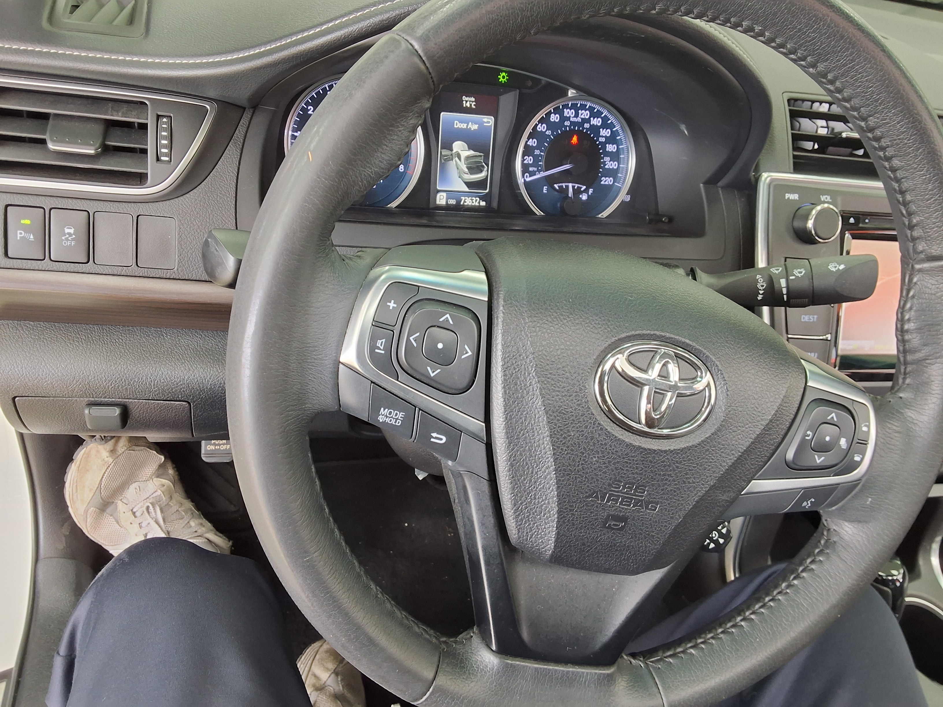 Toyota Camry - 17
