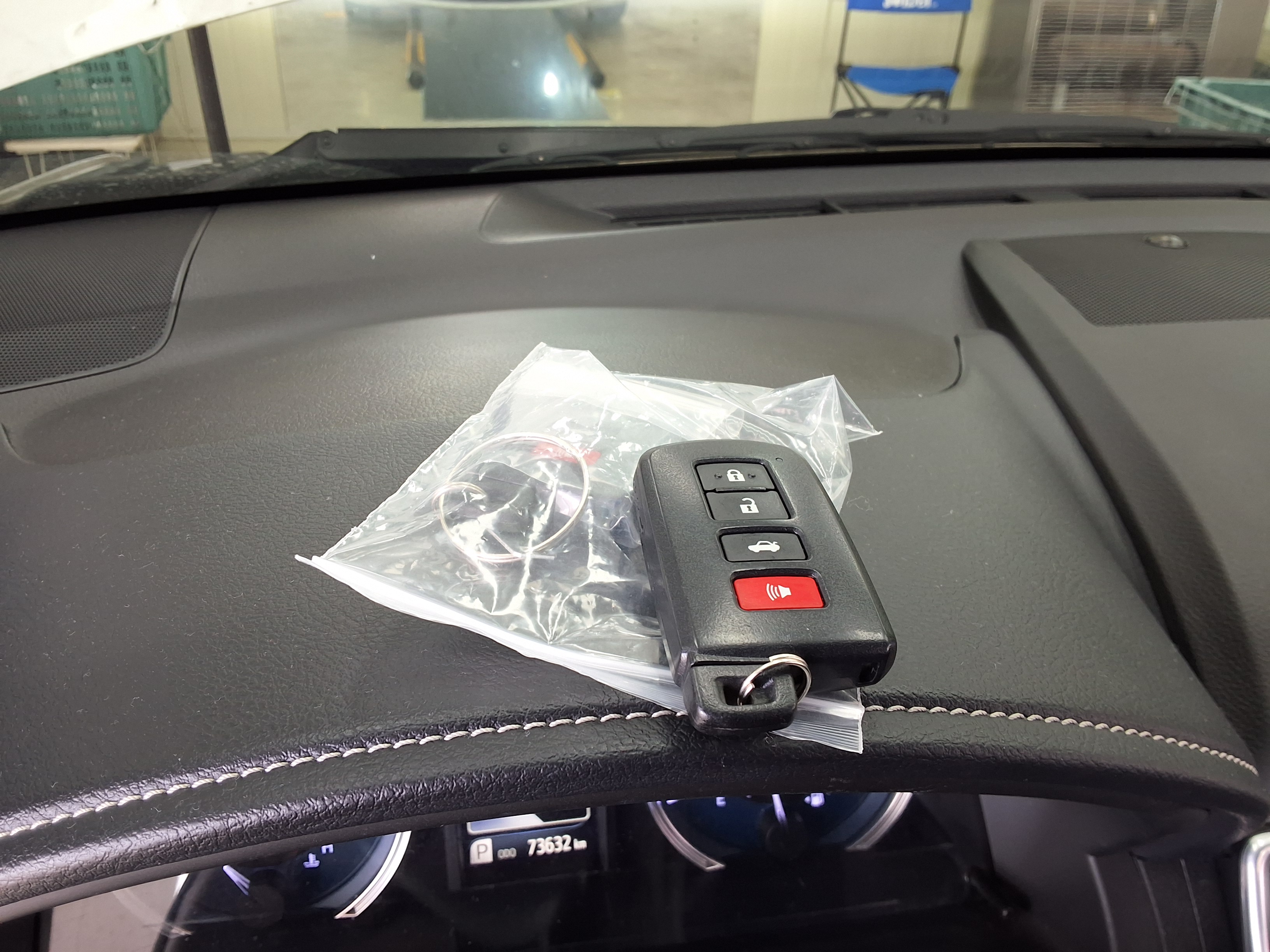 Toyota Camry - 18