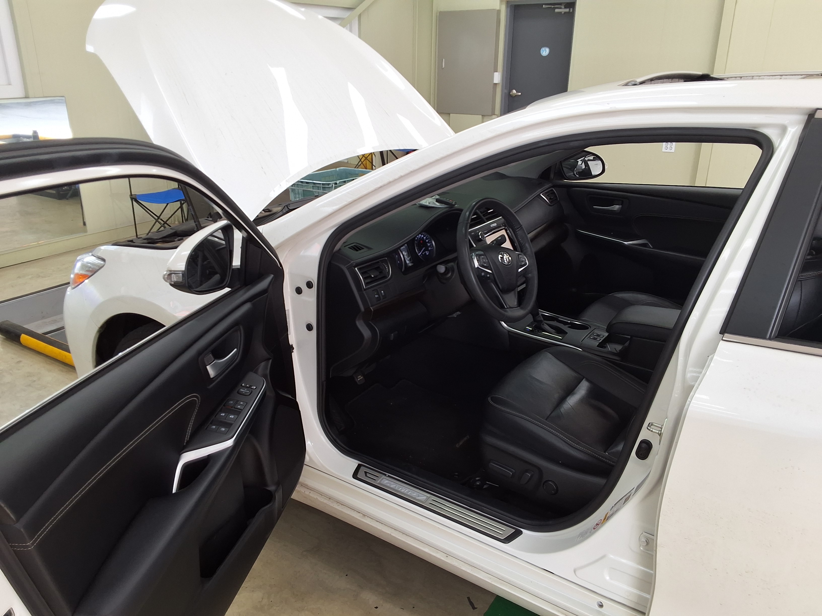 Toyota Camry - 9