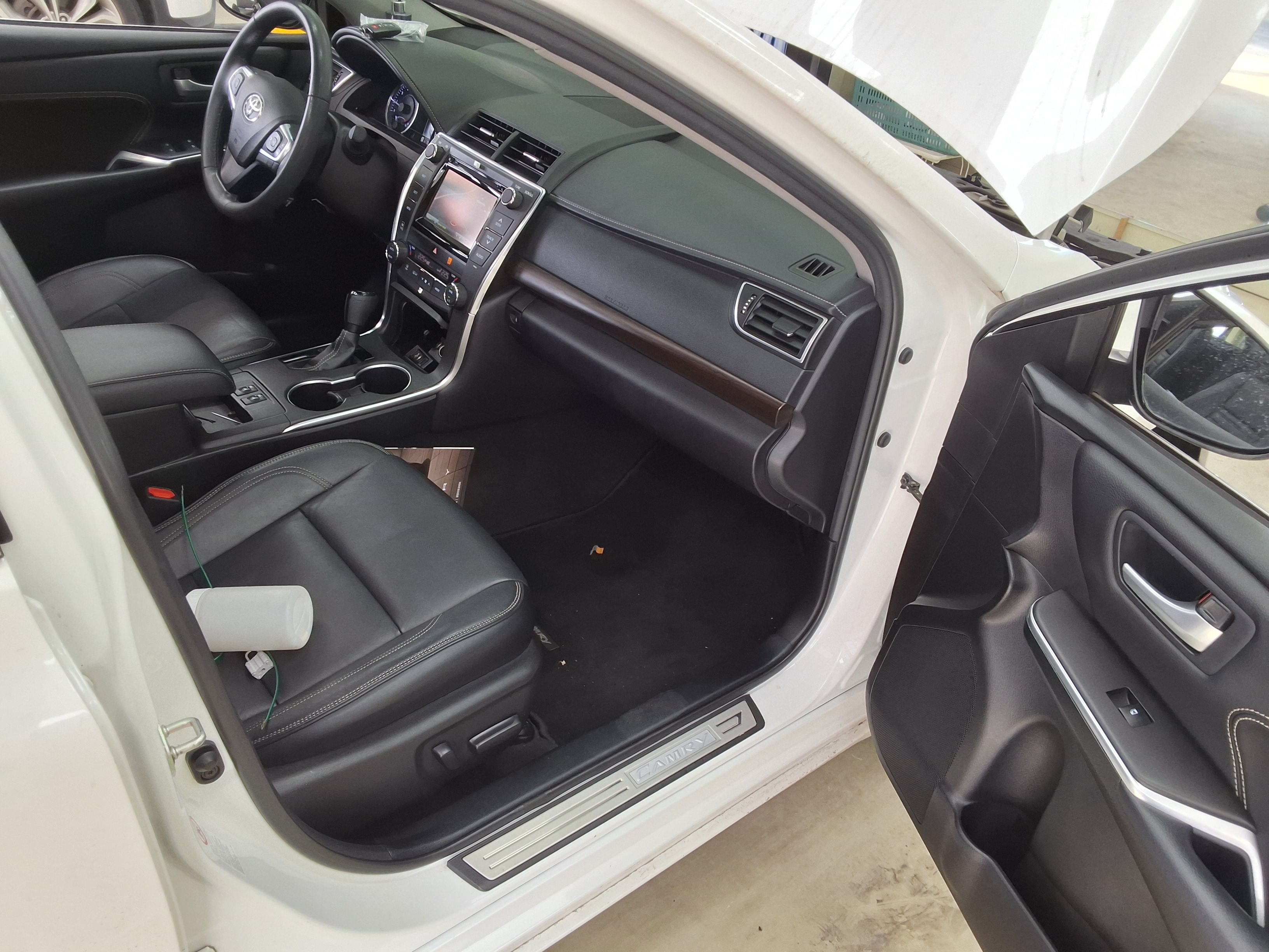 Toyota Camry - 14