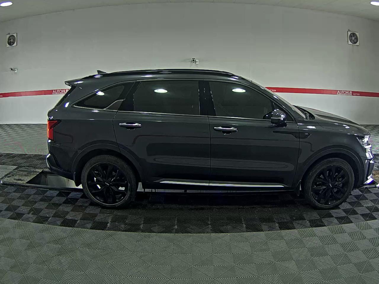 Kia Sorento MQ4 - 3