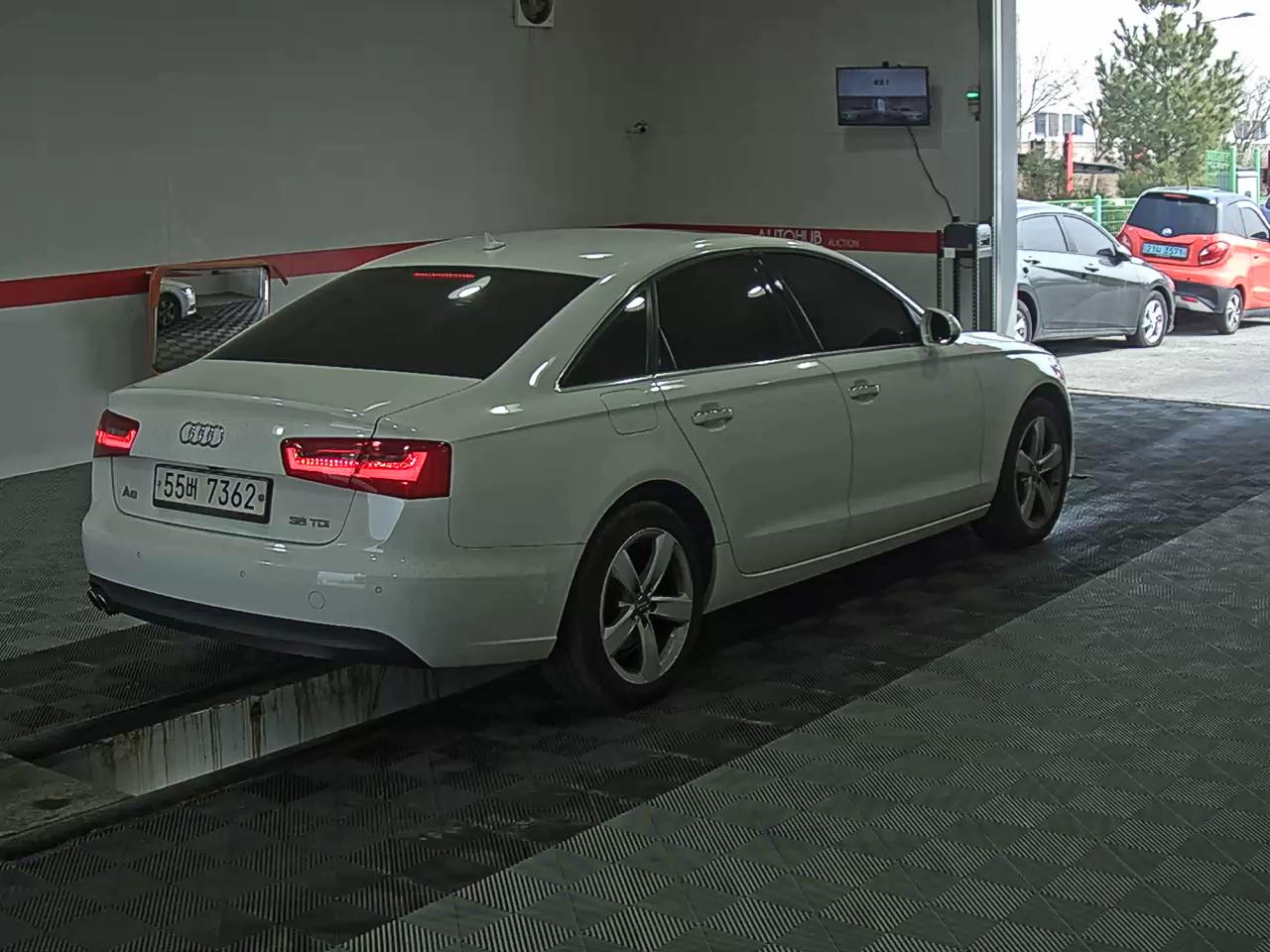 أودي A6 - 4