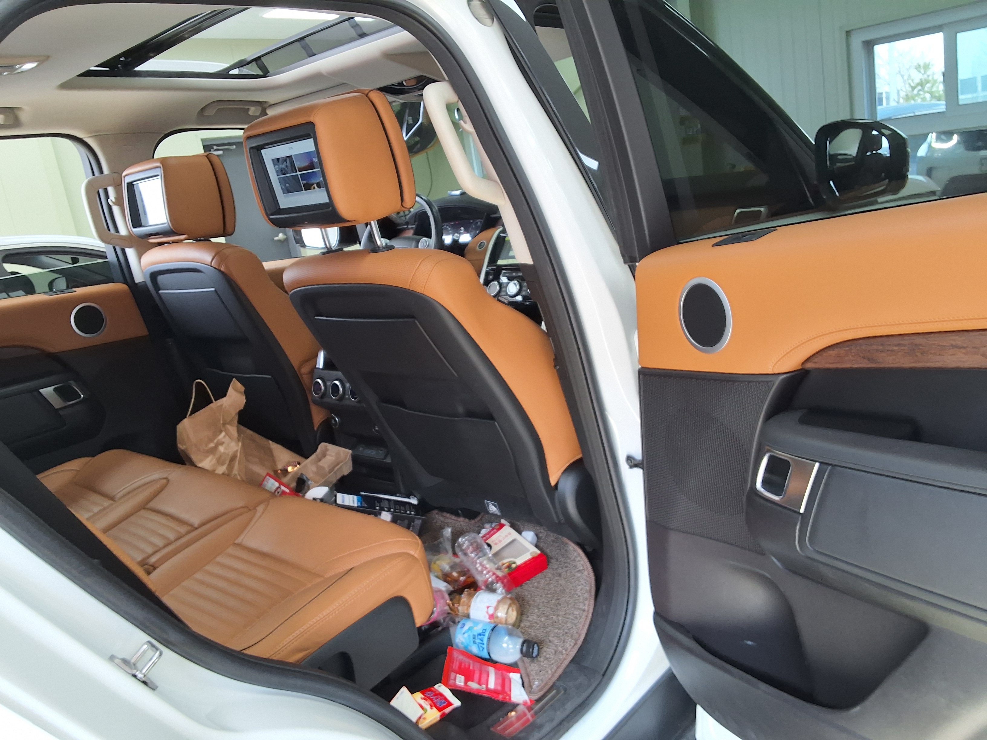 Land Rover Discovery 2018 - Image 12
