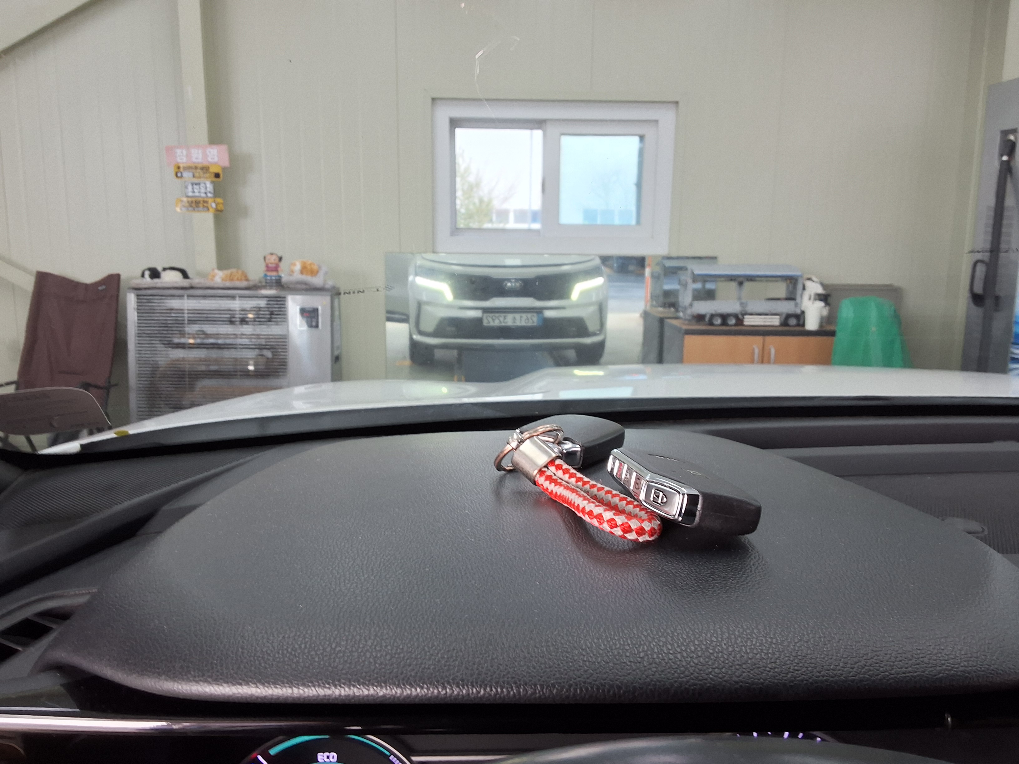 Kia Sorento (New Shape) - 16