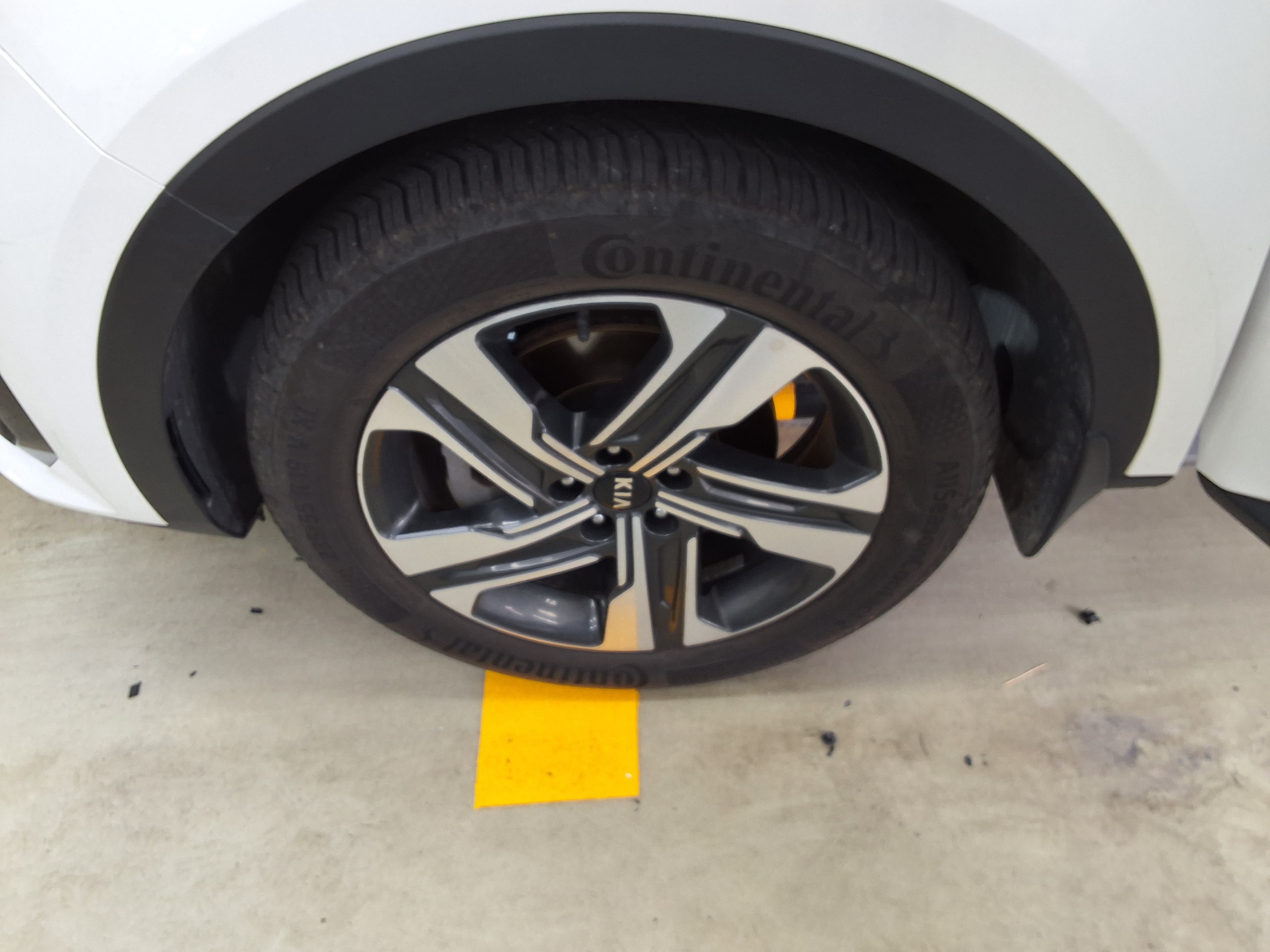 Kia Sorento (New Shape) - 20