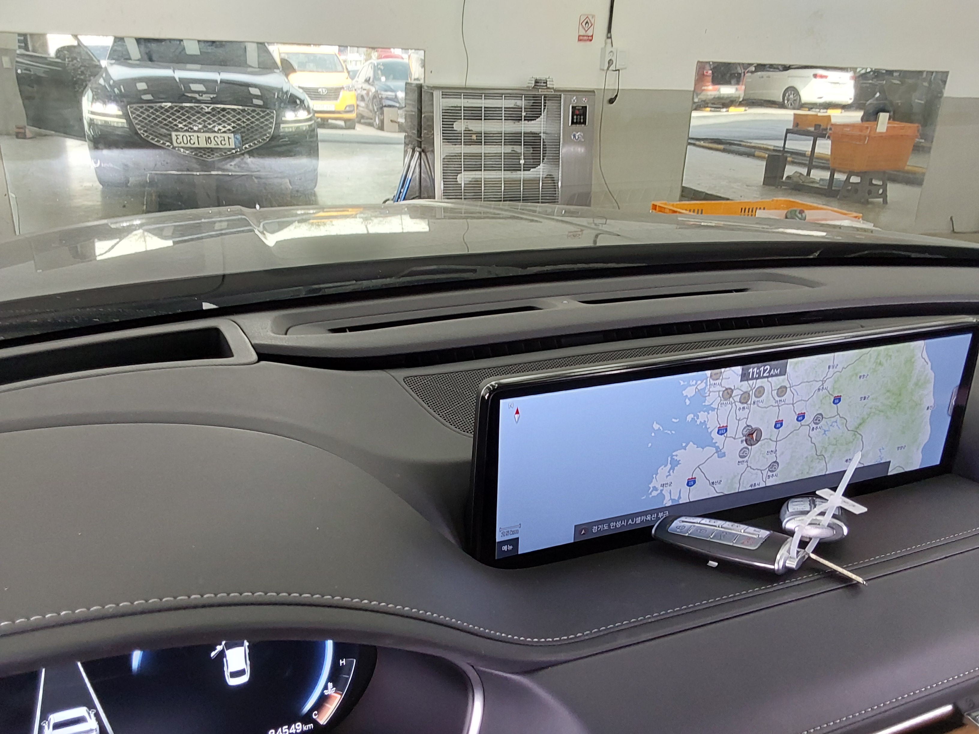 Hyundai Genesis - 17