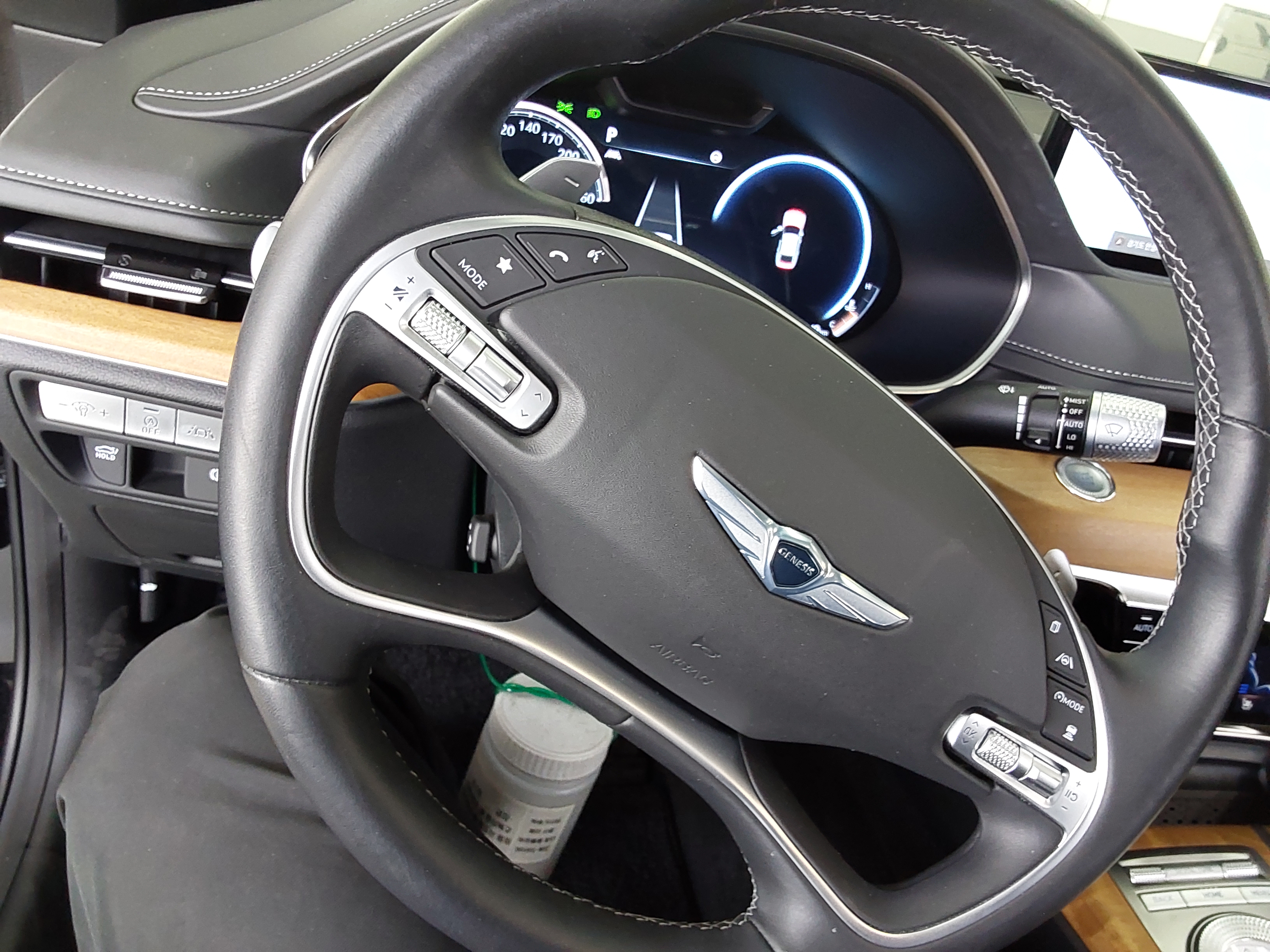 Hyundai Genesis - 15
