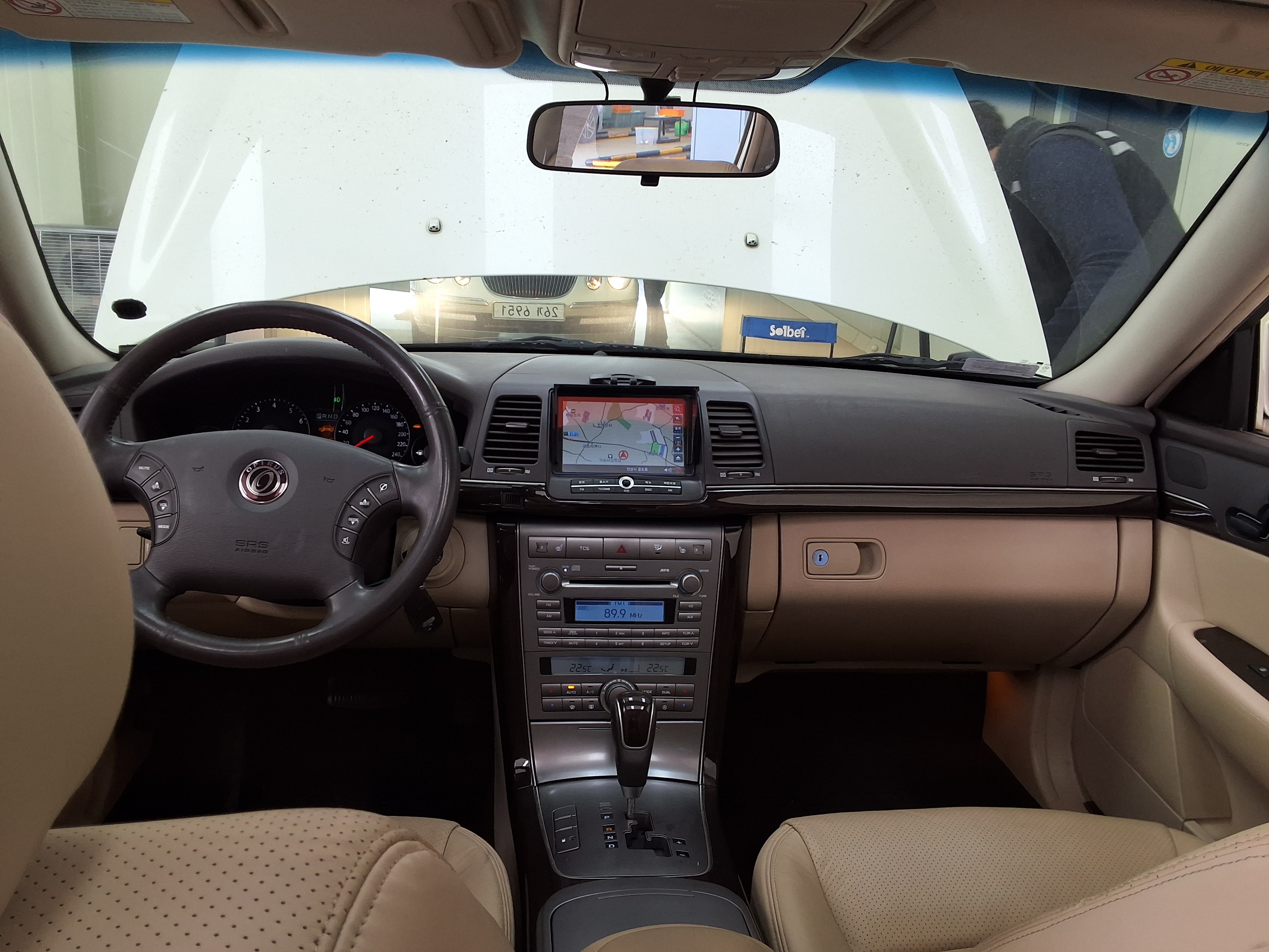 Kia Opirus (New) - 18