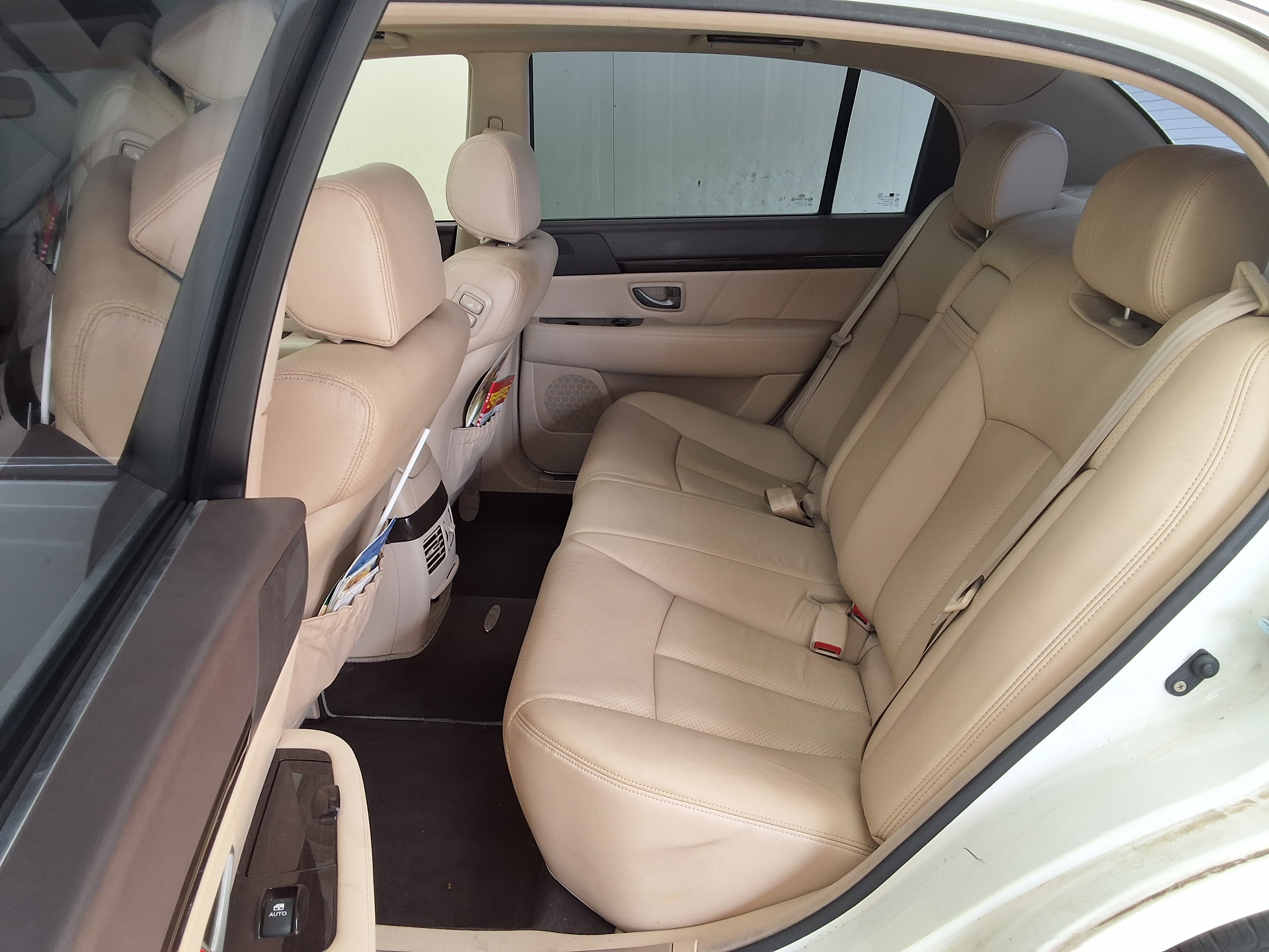 Kia Opirus (New) - 11