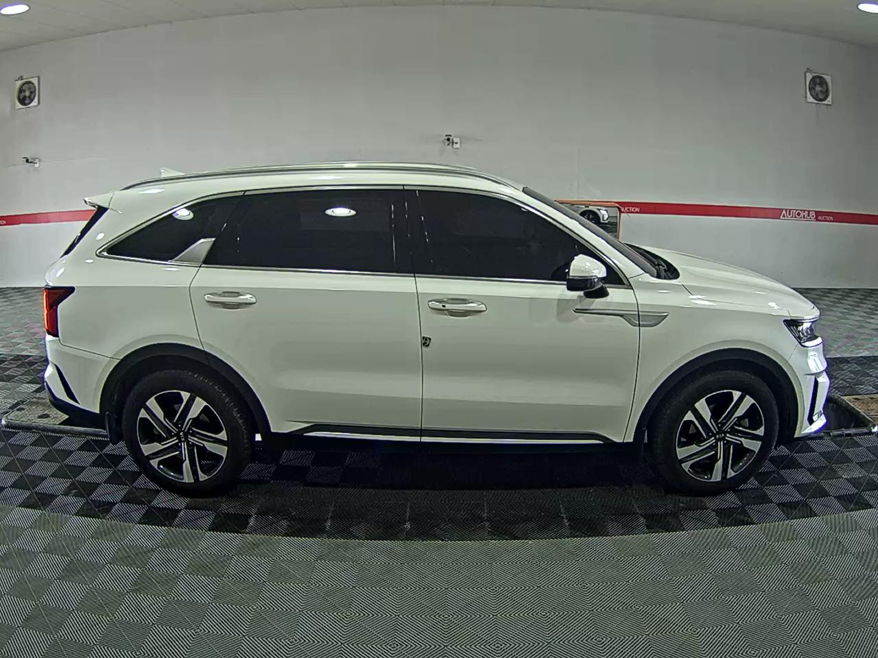 Kia Sorento (New Shape) - 3
