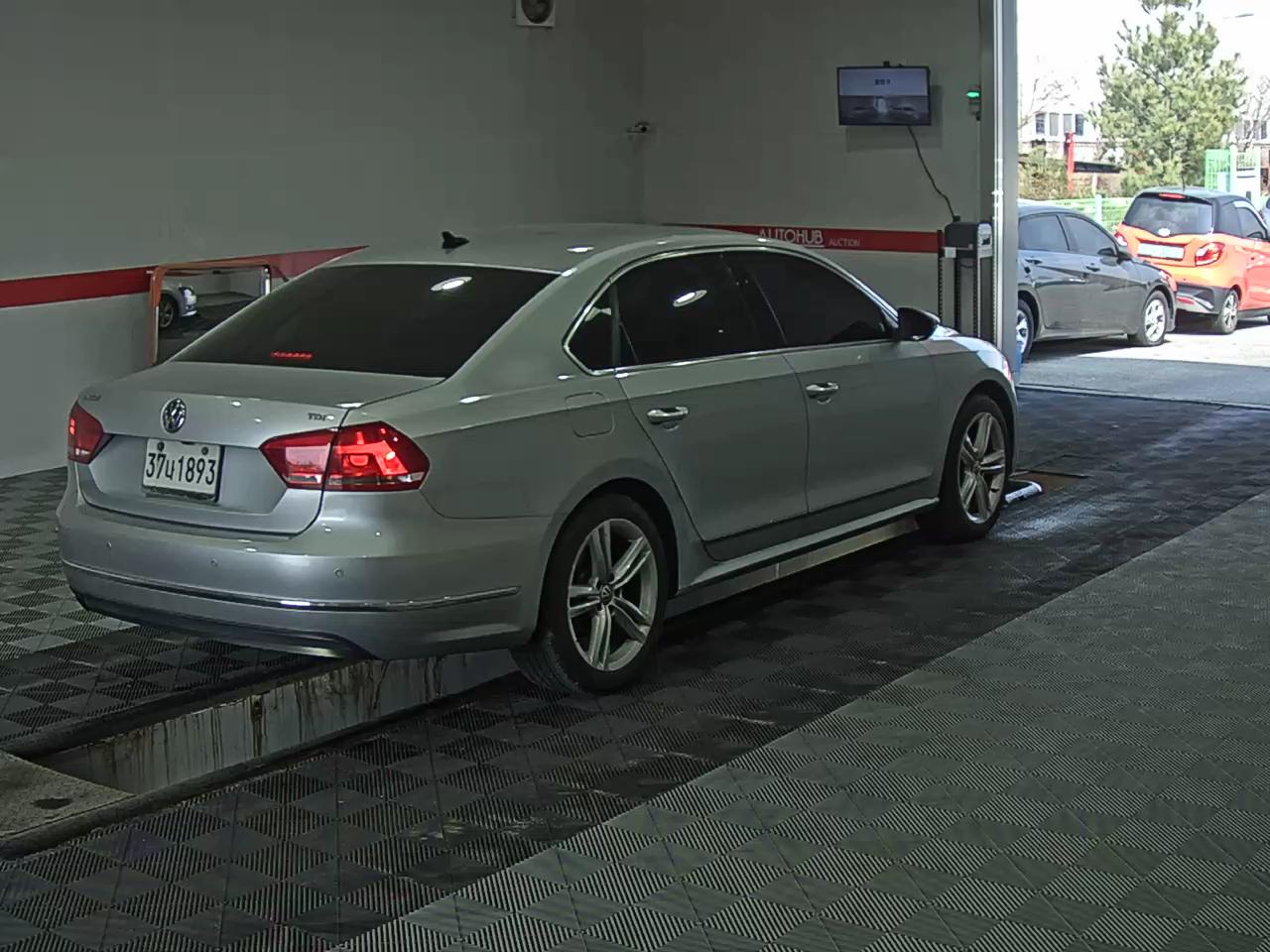 Volkswagen Other - 4