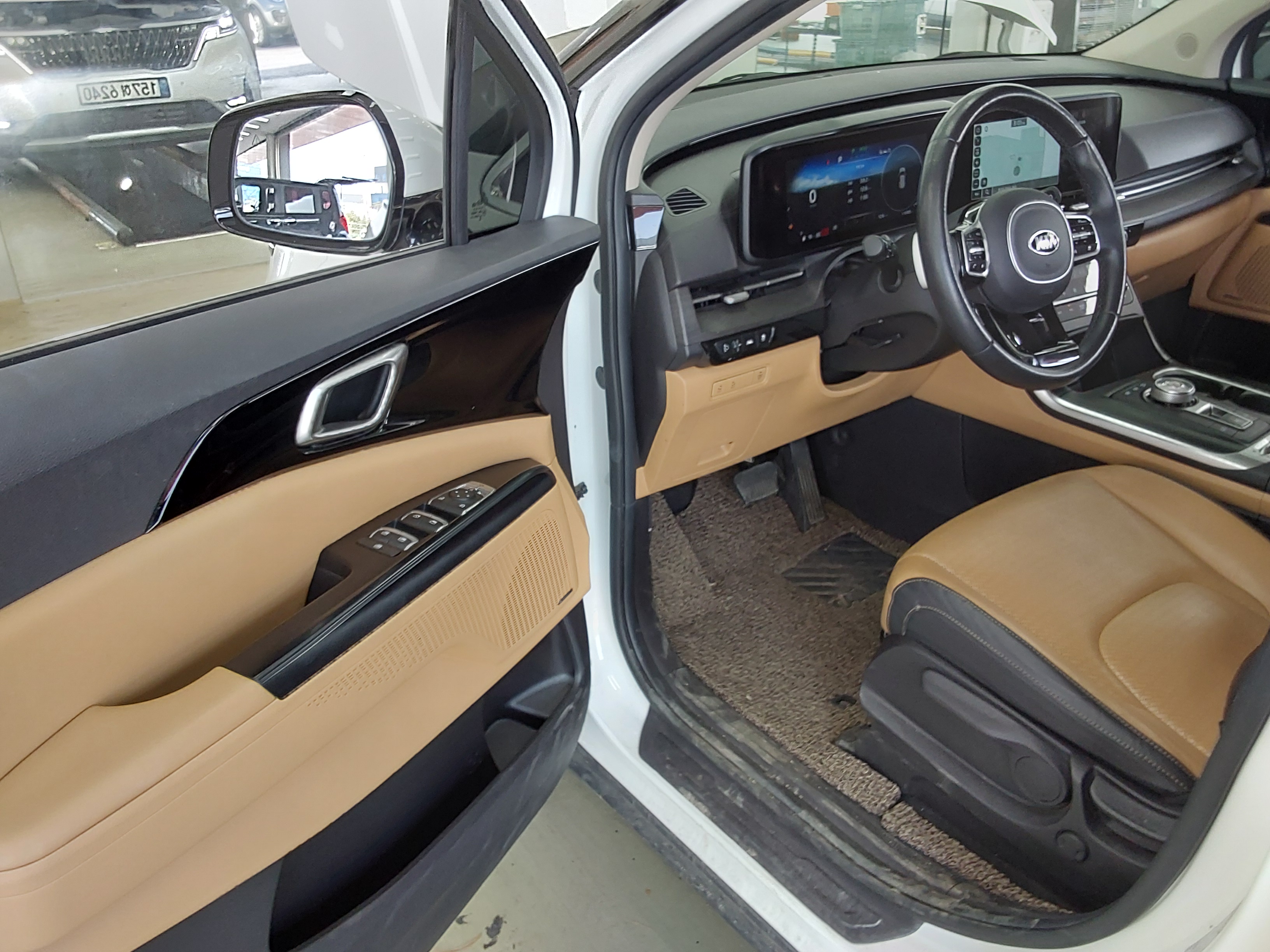 Kia SEDONA 2021 - Image 9