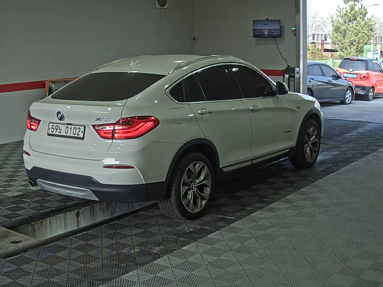 BMW X4 - 4