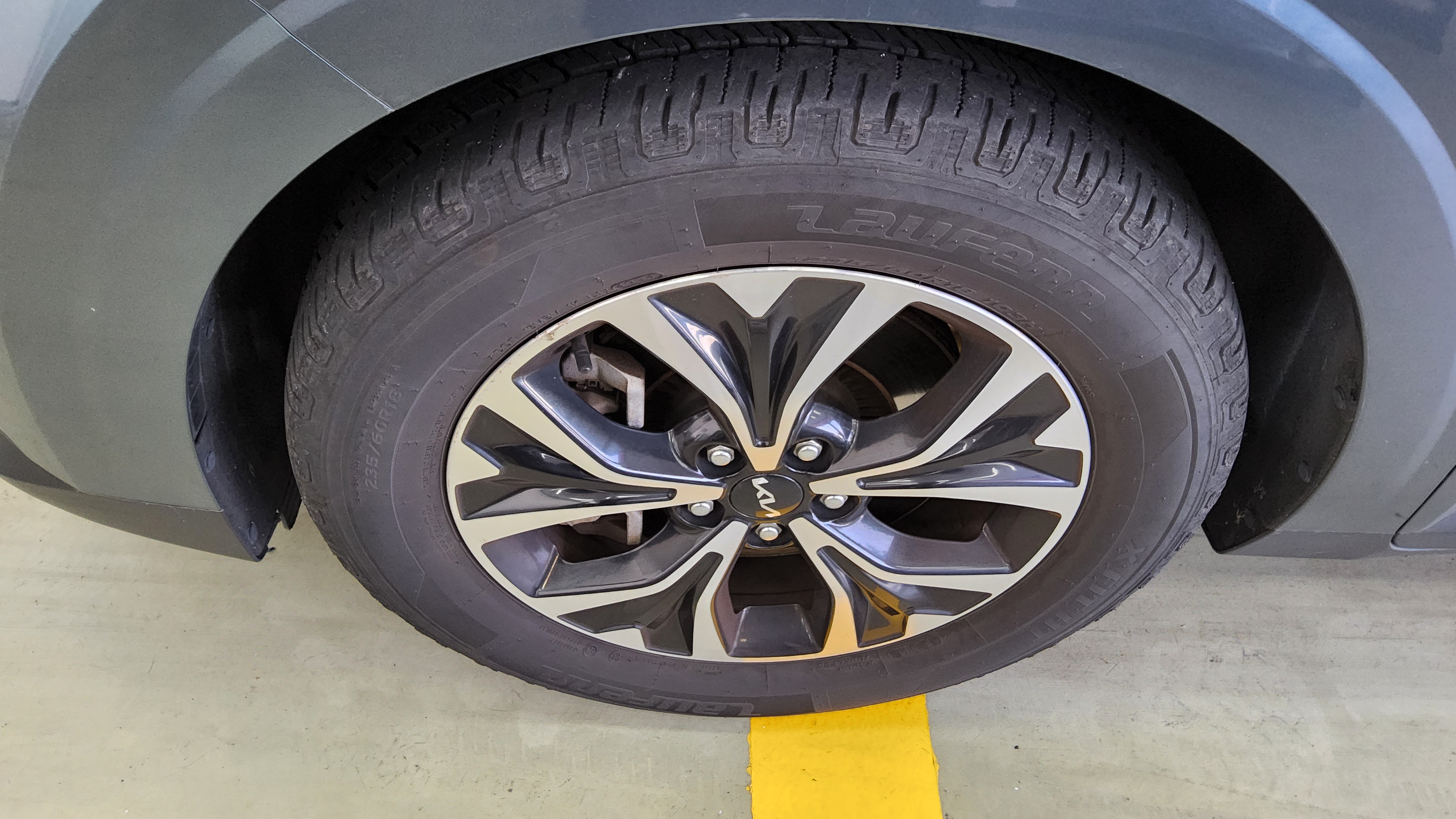 Kia SEDONA 2022 - Image 17