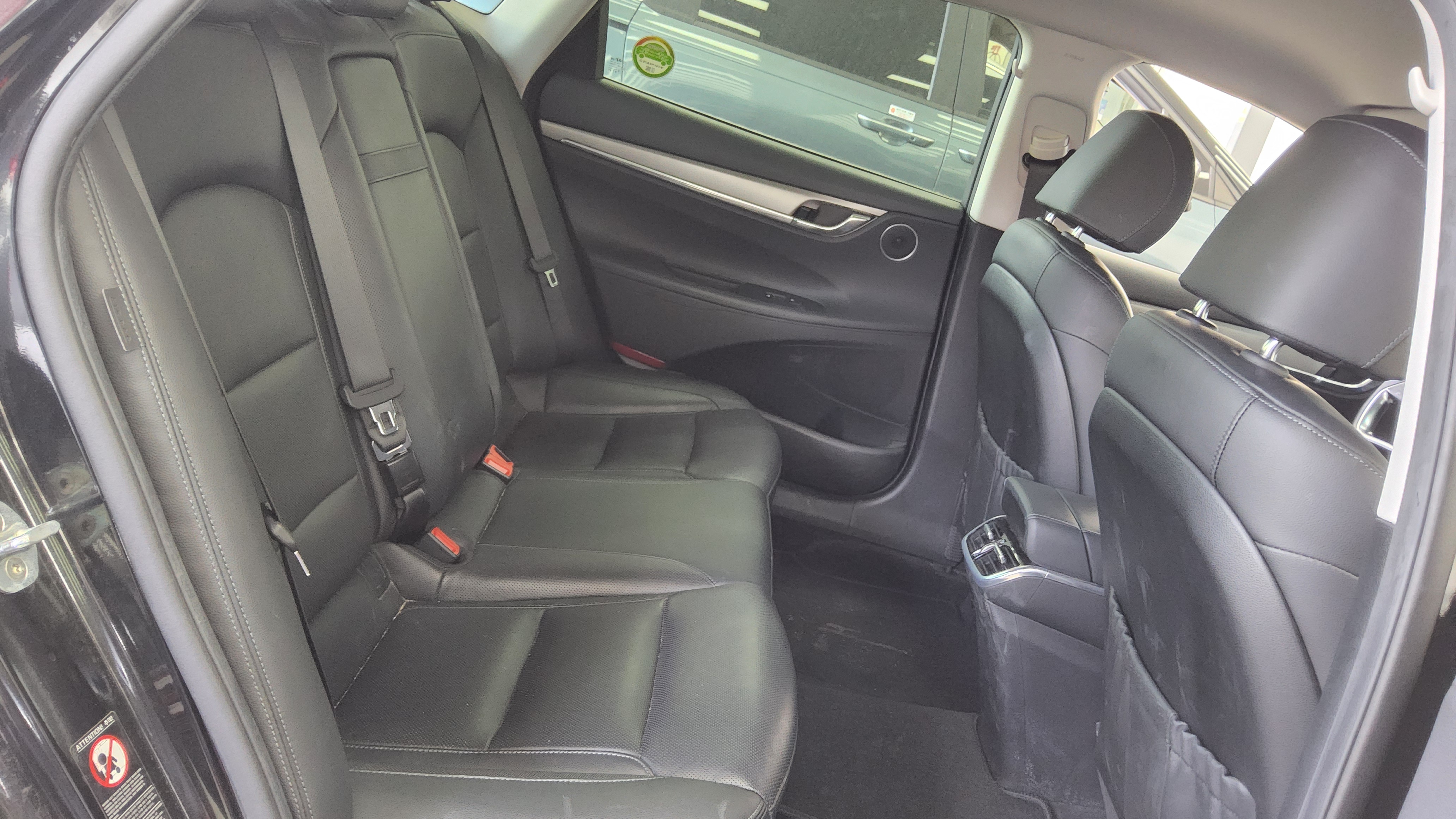 Hyundai Grandeur - 12