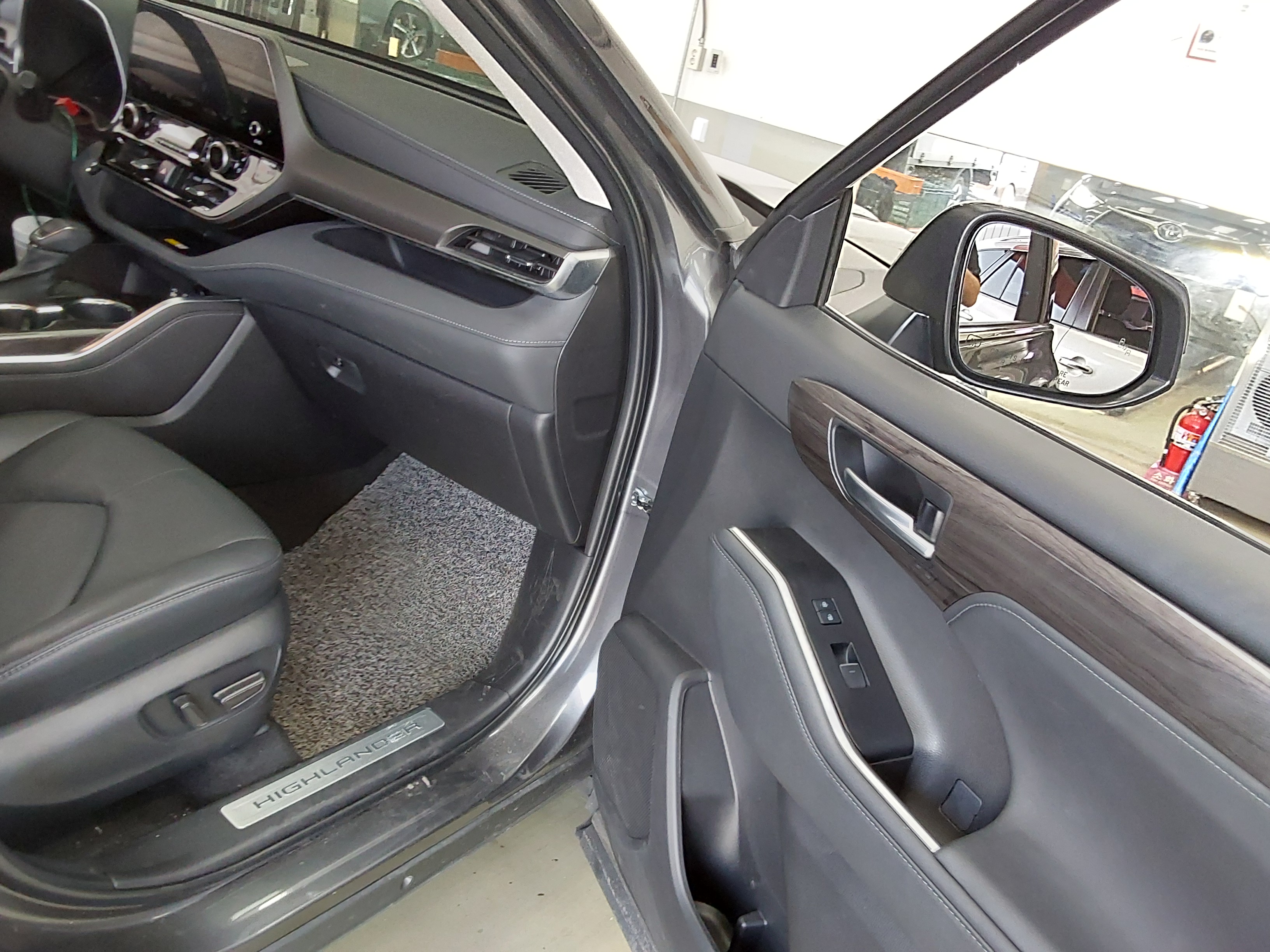 Toyota Highlander - 13