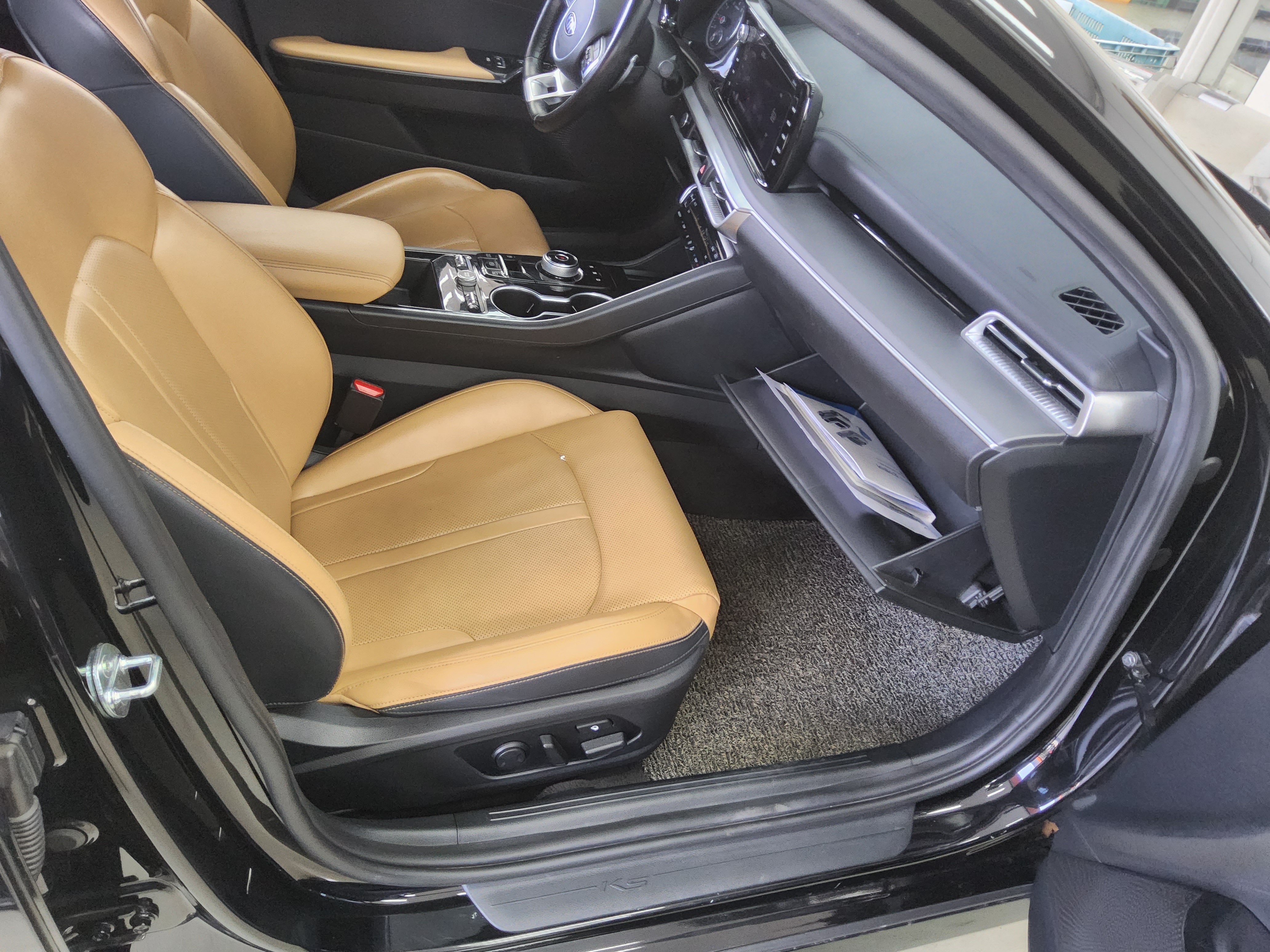 Kia K5 2021 - Image 13