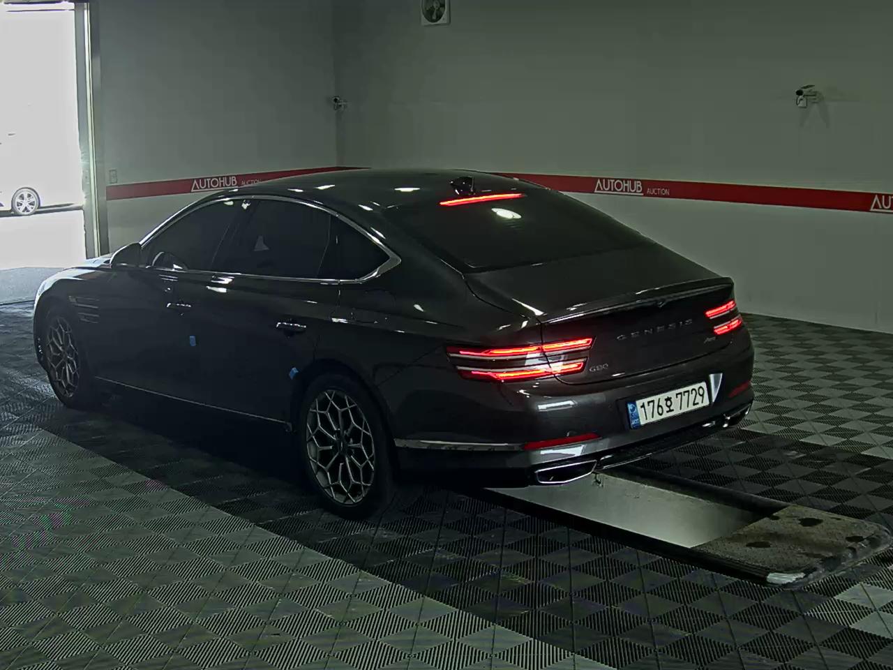 Hyundai Genesis 2022 - Image 5