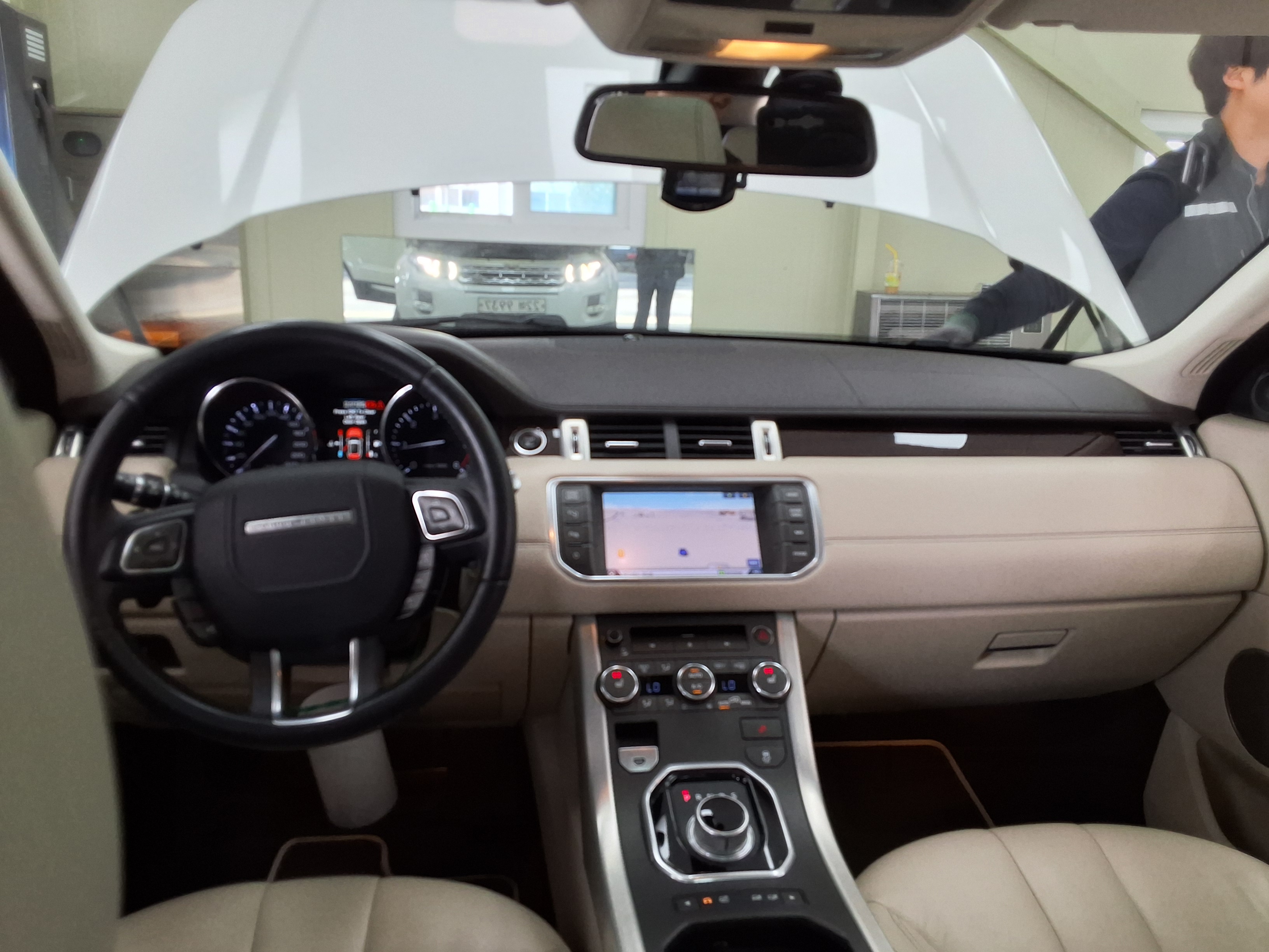 LAND-ROVER 레인지로버 - 18