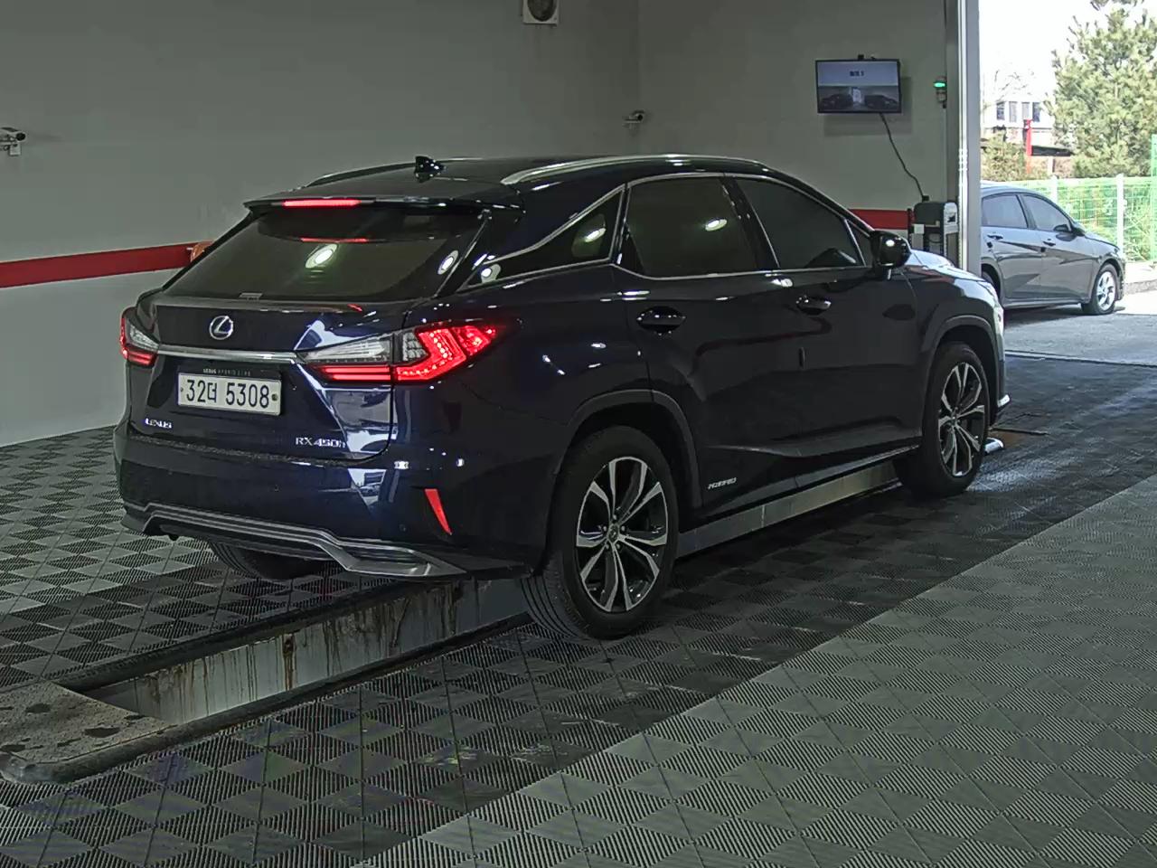 LEXUS RX - 4