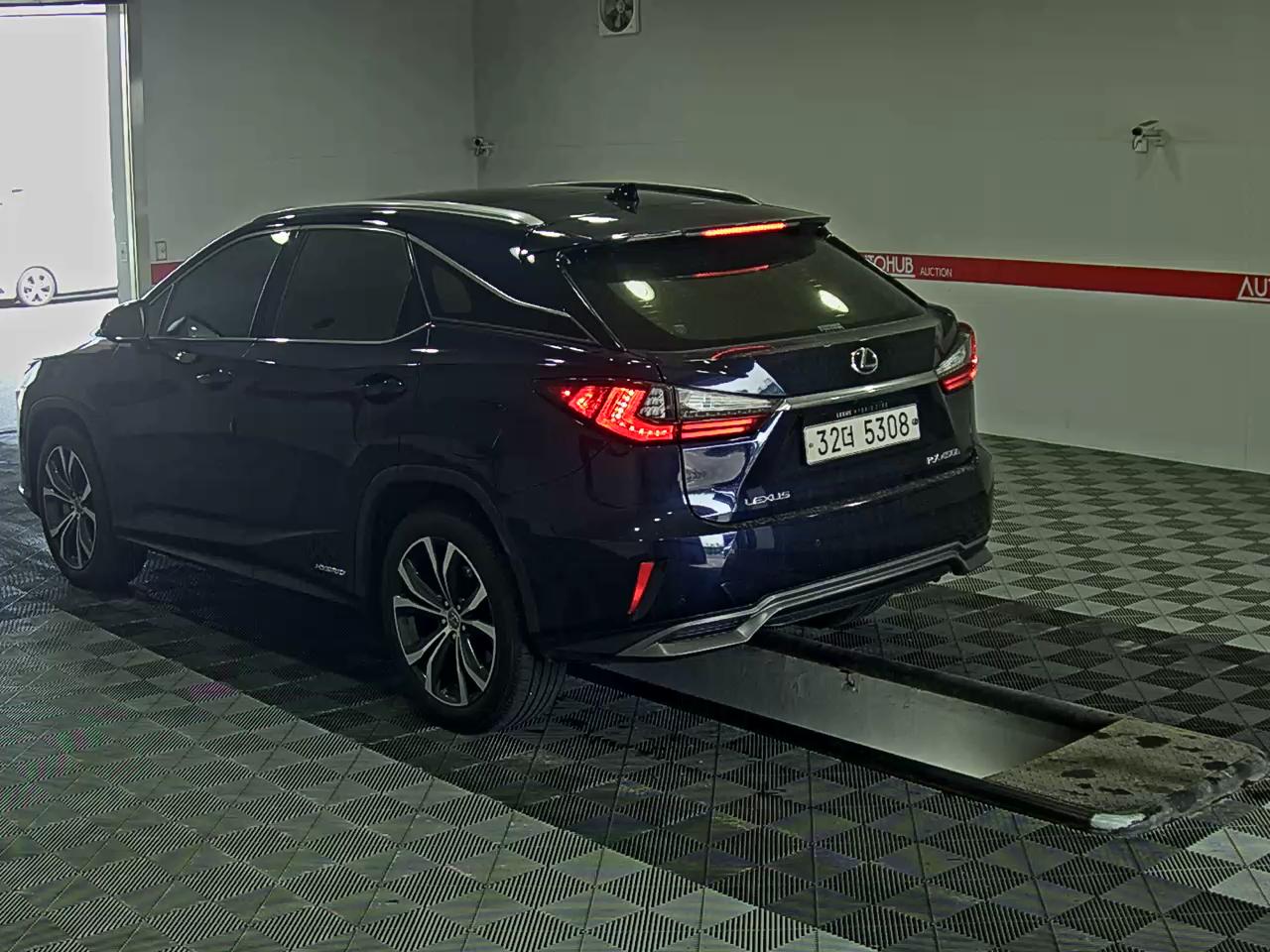 LEXUS RX - 5