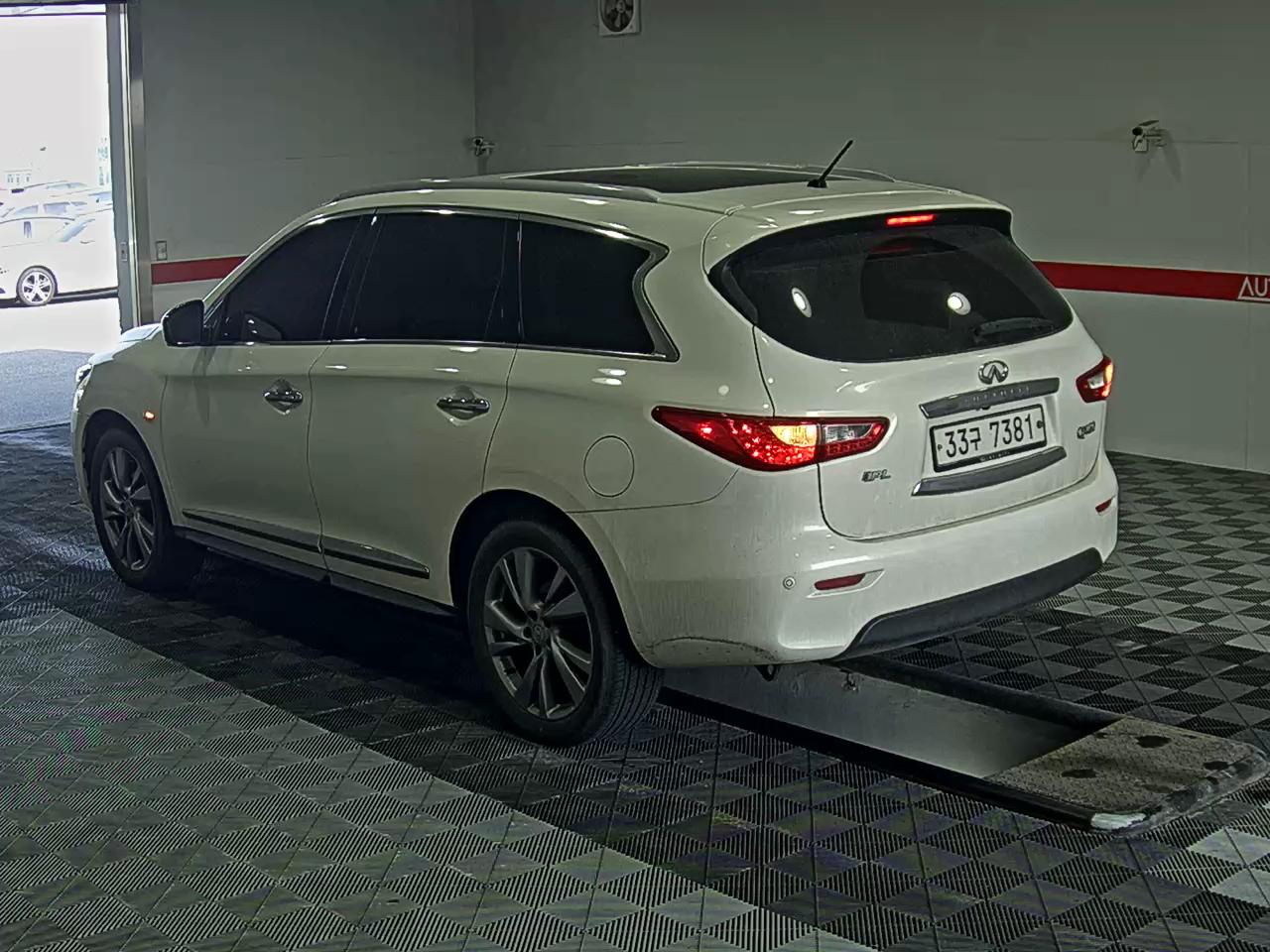 NISSAN 인피니티 JX - 5