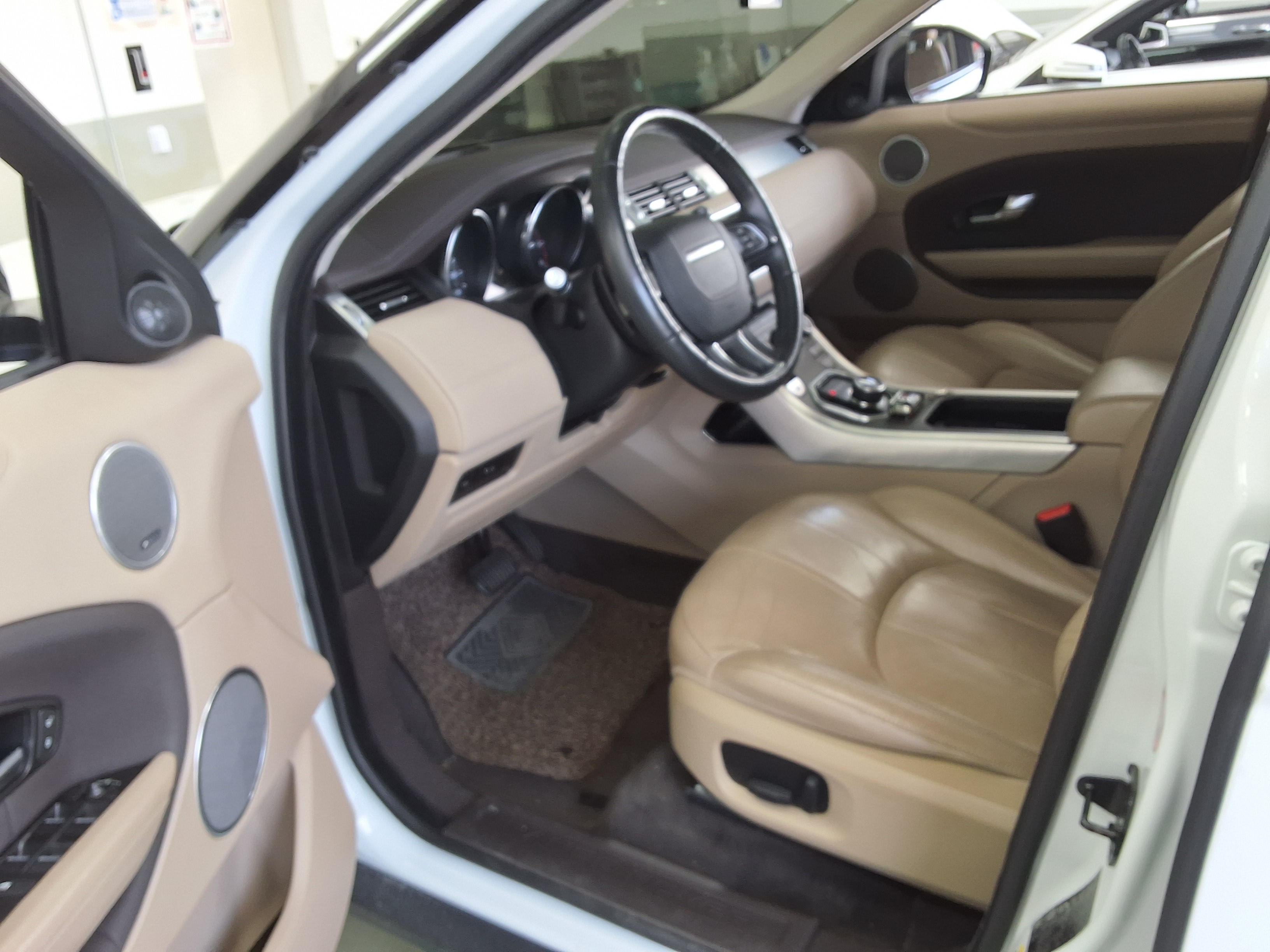 Land Rover Range Rover - 9