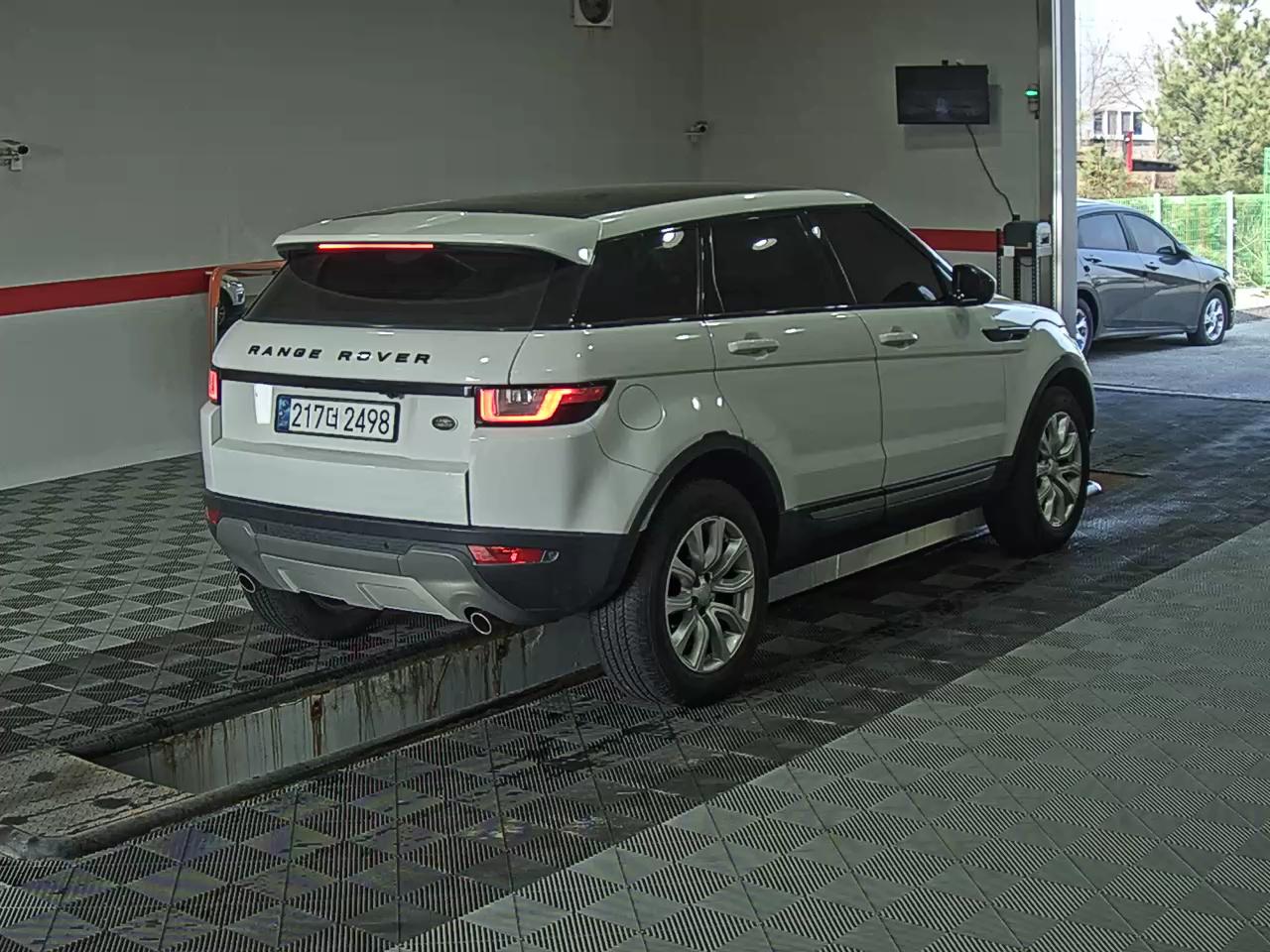 Land Rover Range Rover - 4