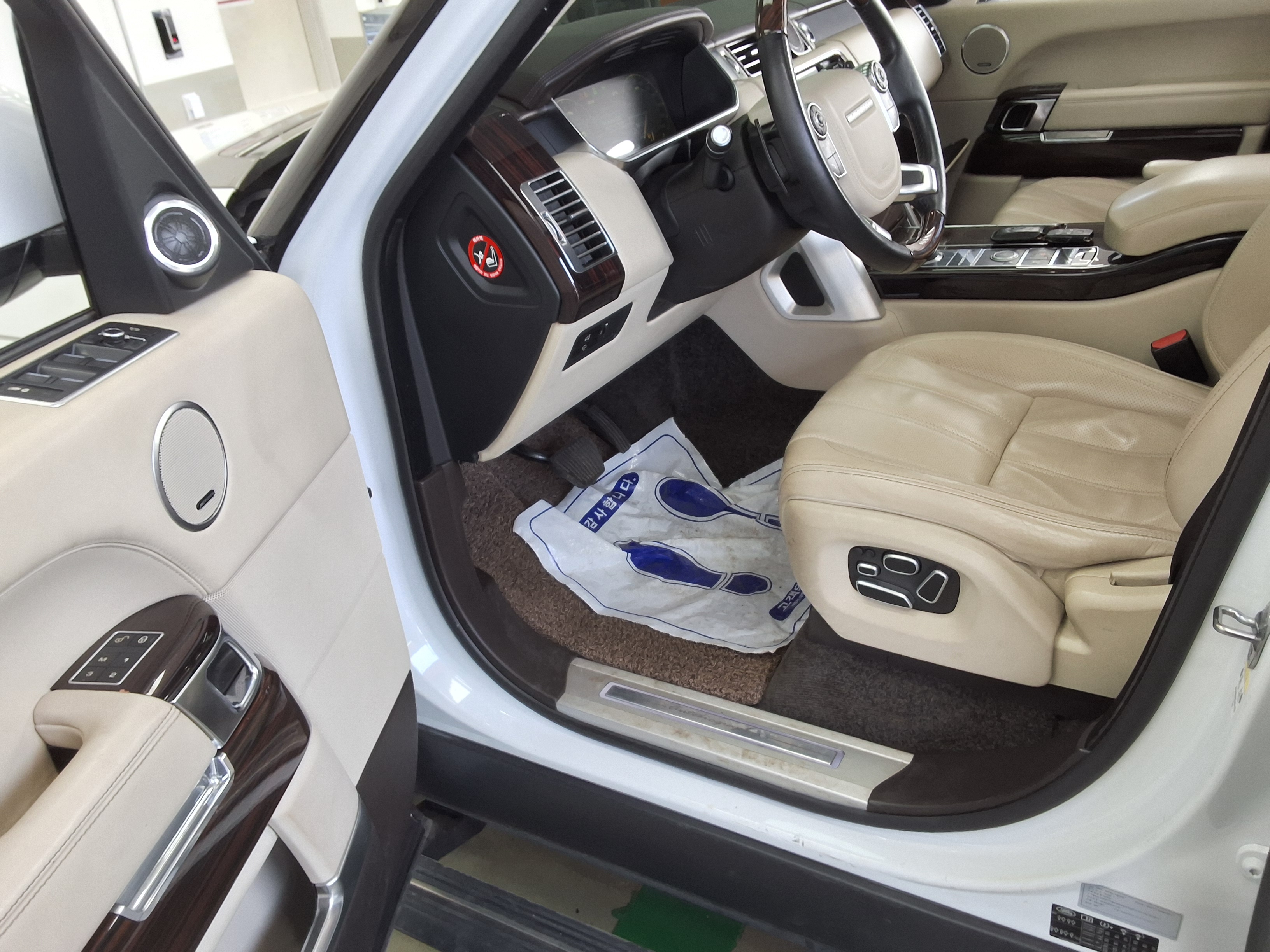 LAND-ROVER 레인지로버 - 9