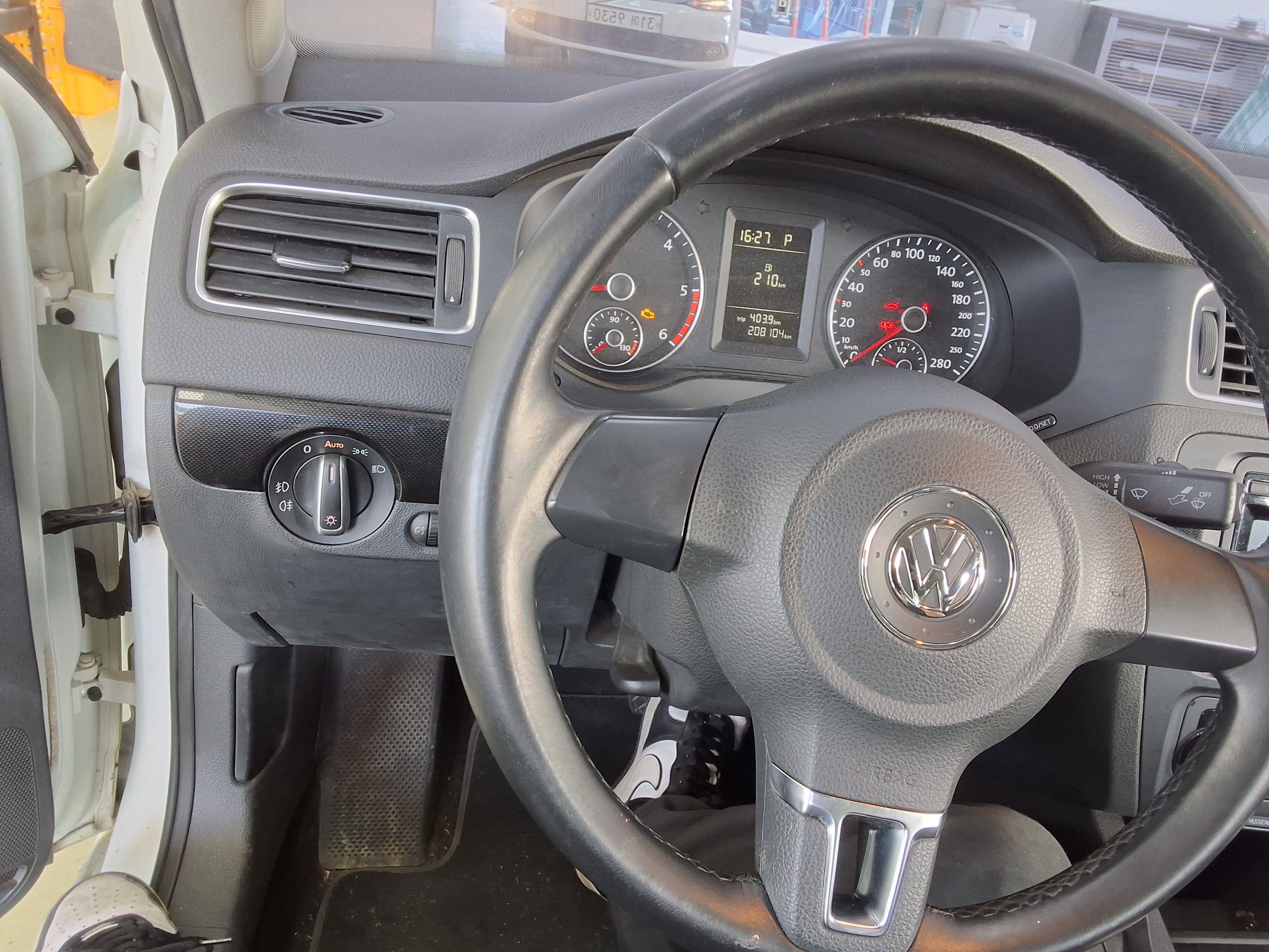 Volkswagen Jetta 2014 - Image 20