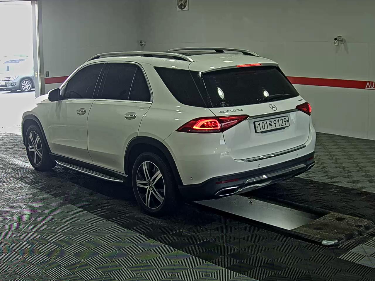 مرسيدس بنز GLE - 5