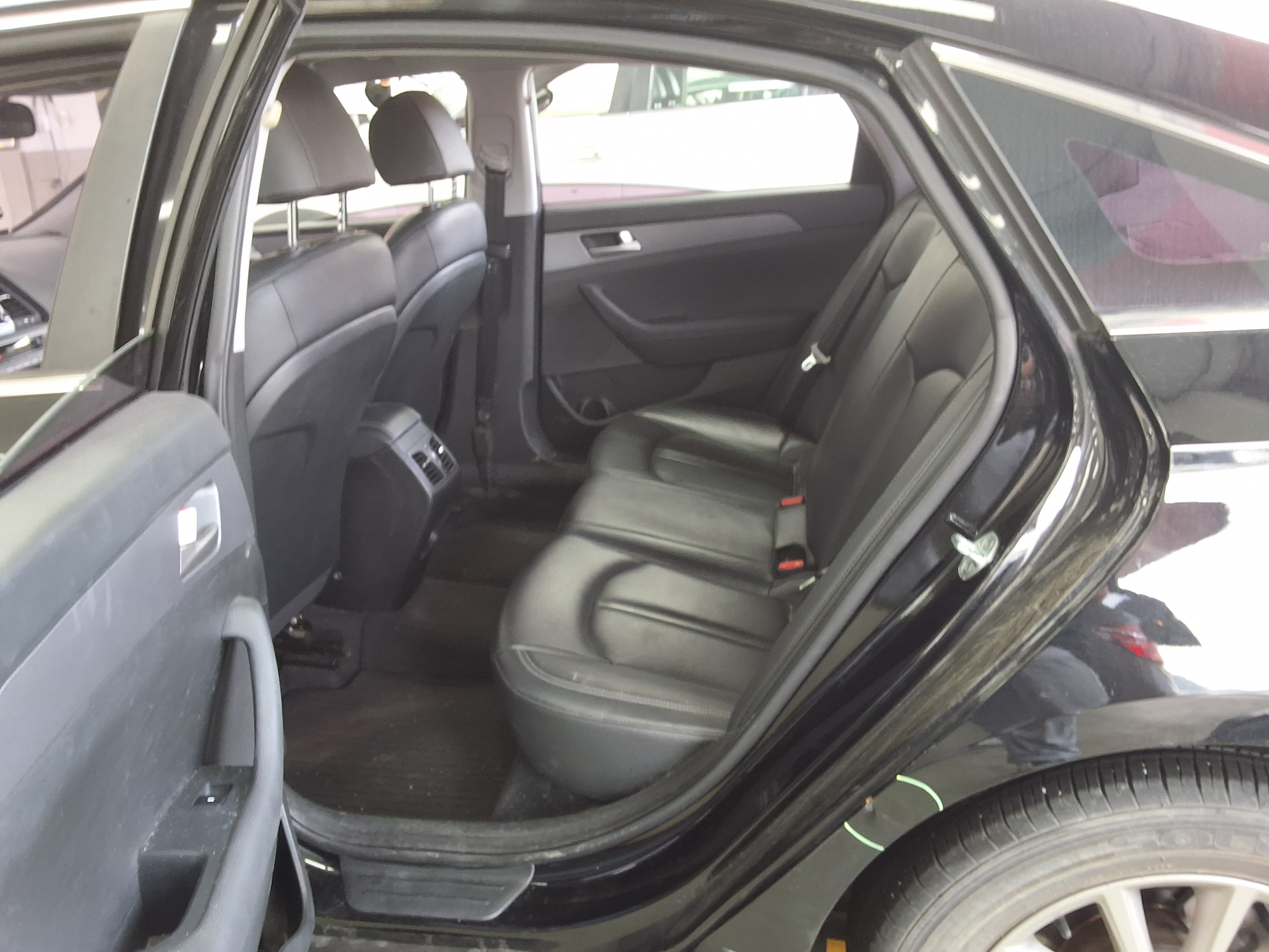 Hyundai Sonata 2018 - Image 11