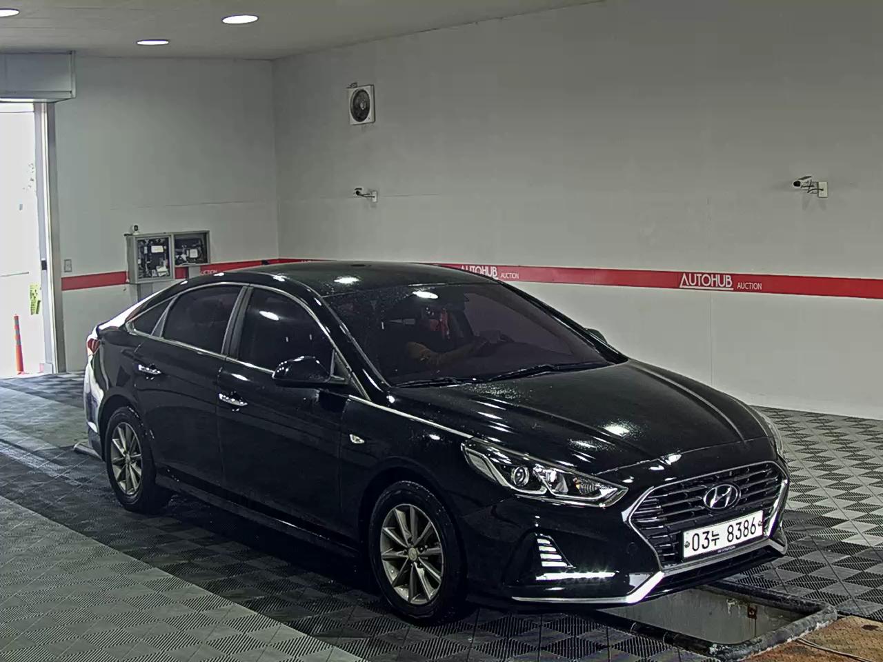 Hyundai Sonata 2018 - Image 2