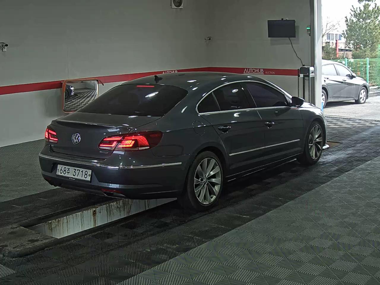 Volkswagen CC - 4