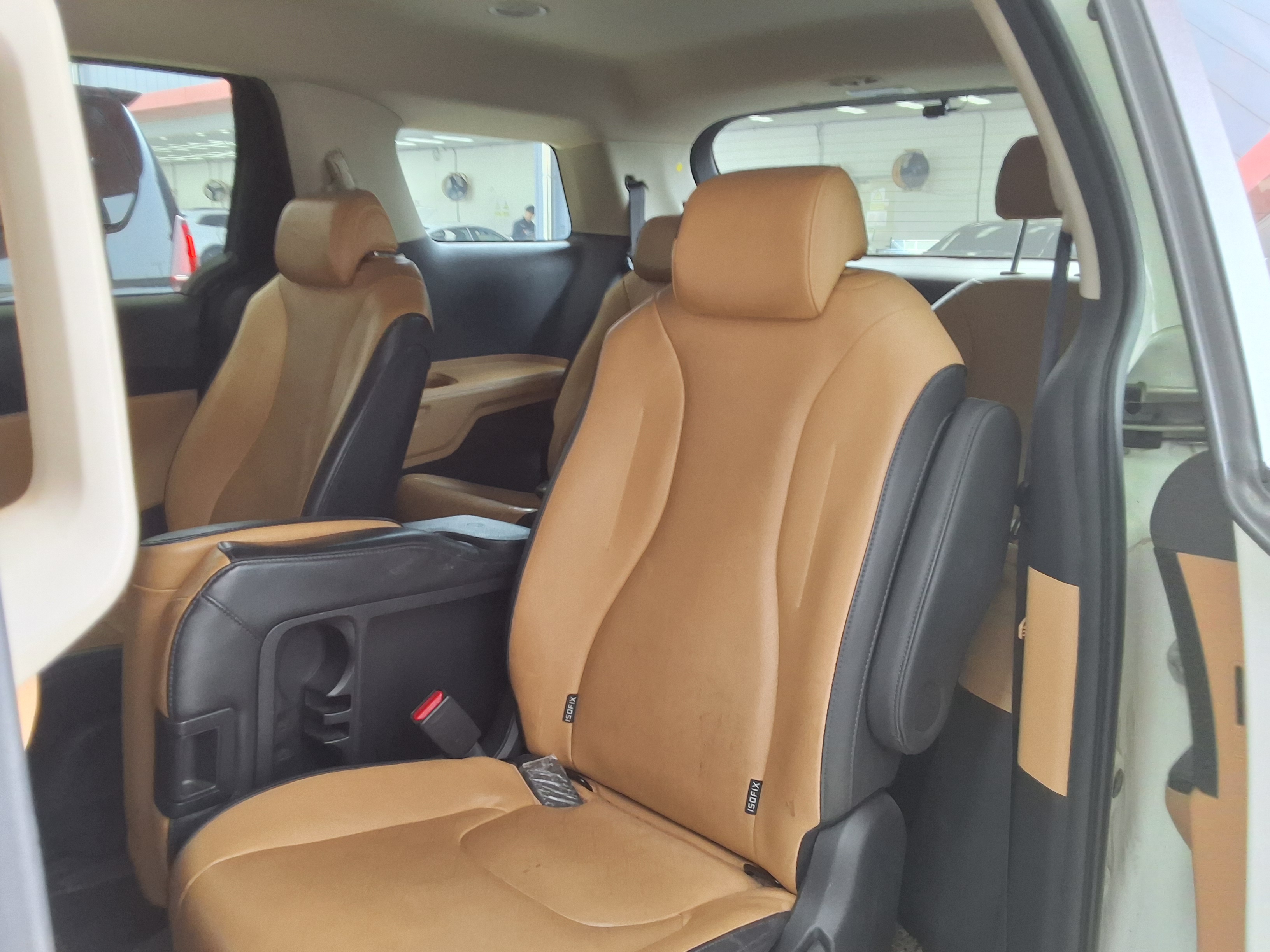 Kia SEDONA 2022 - Image 11