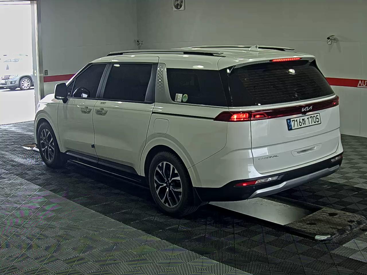 Kia SEDONA 2022 - Image 5