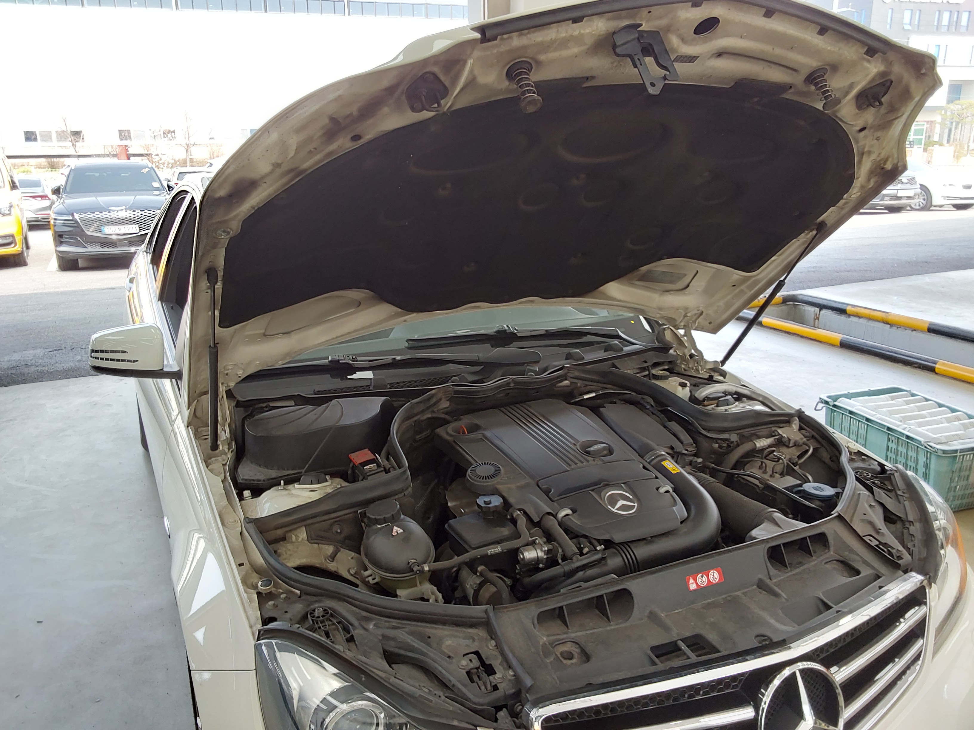 Mercedes-Benz C-Class - 18